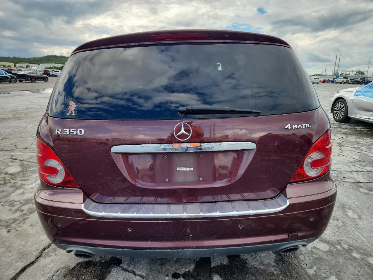 2008 Mercedes-benz R 350 Burgundy vin: 4JGCB65E08A082666