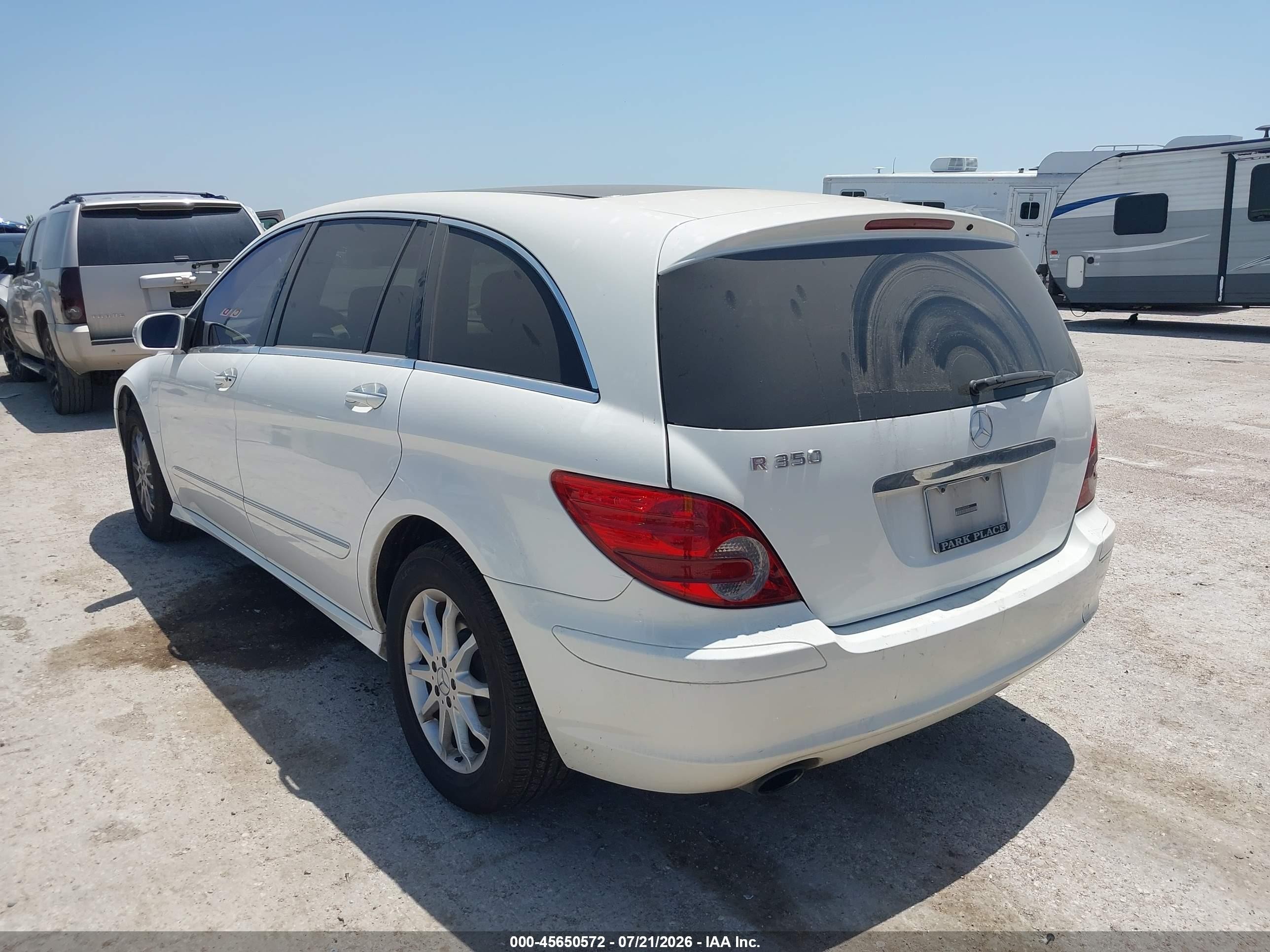 2006 Mercedes-benz R 350 4matic Белый vin: 4JGCB65E16A007424
