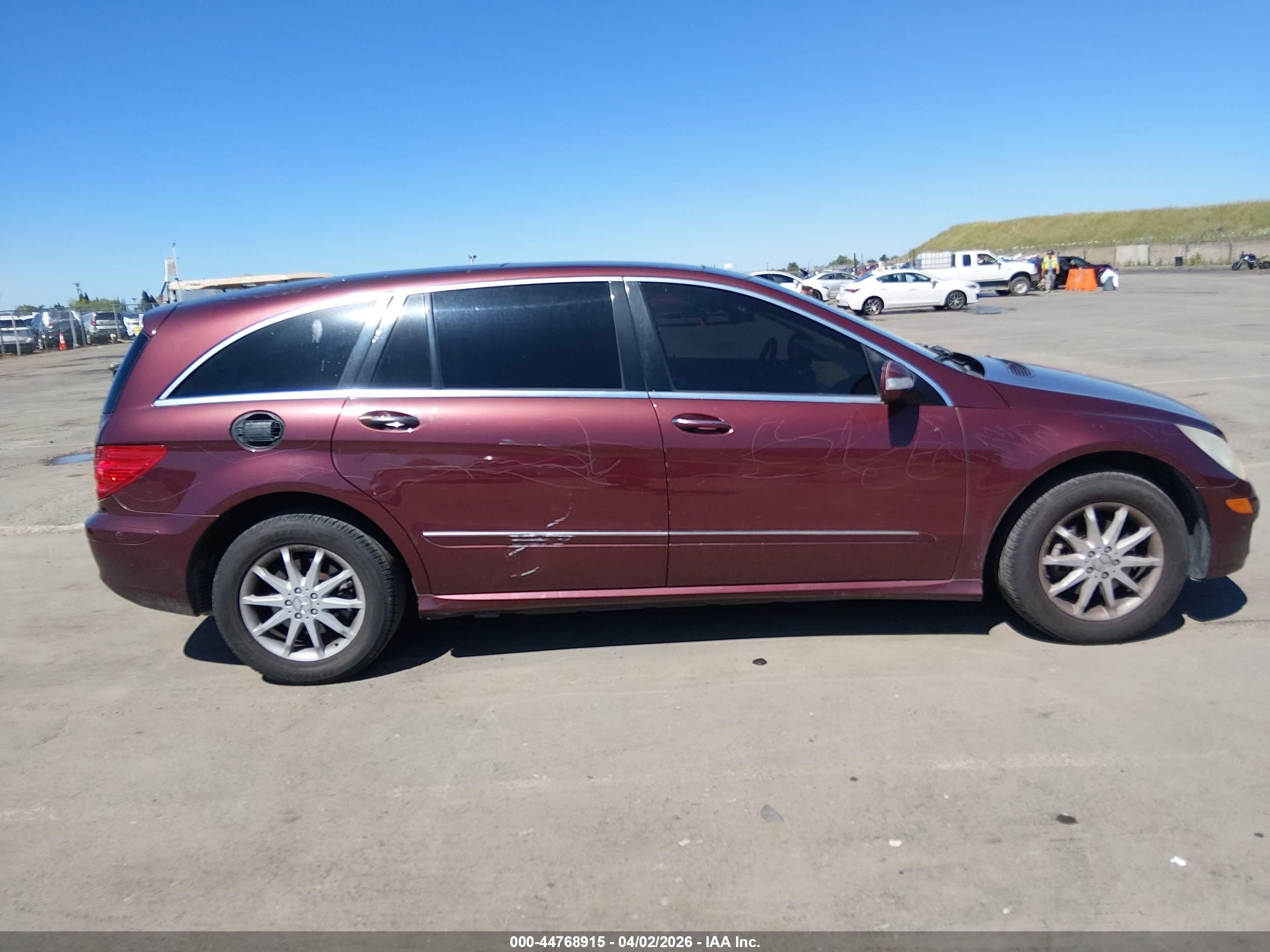 2007 Mercedes-benz R 350 4matic Burgundy vin: 4JGCB65E17A044510