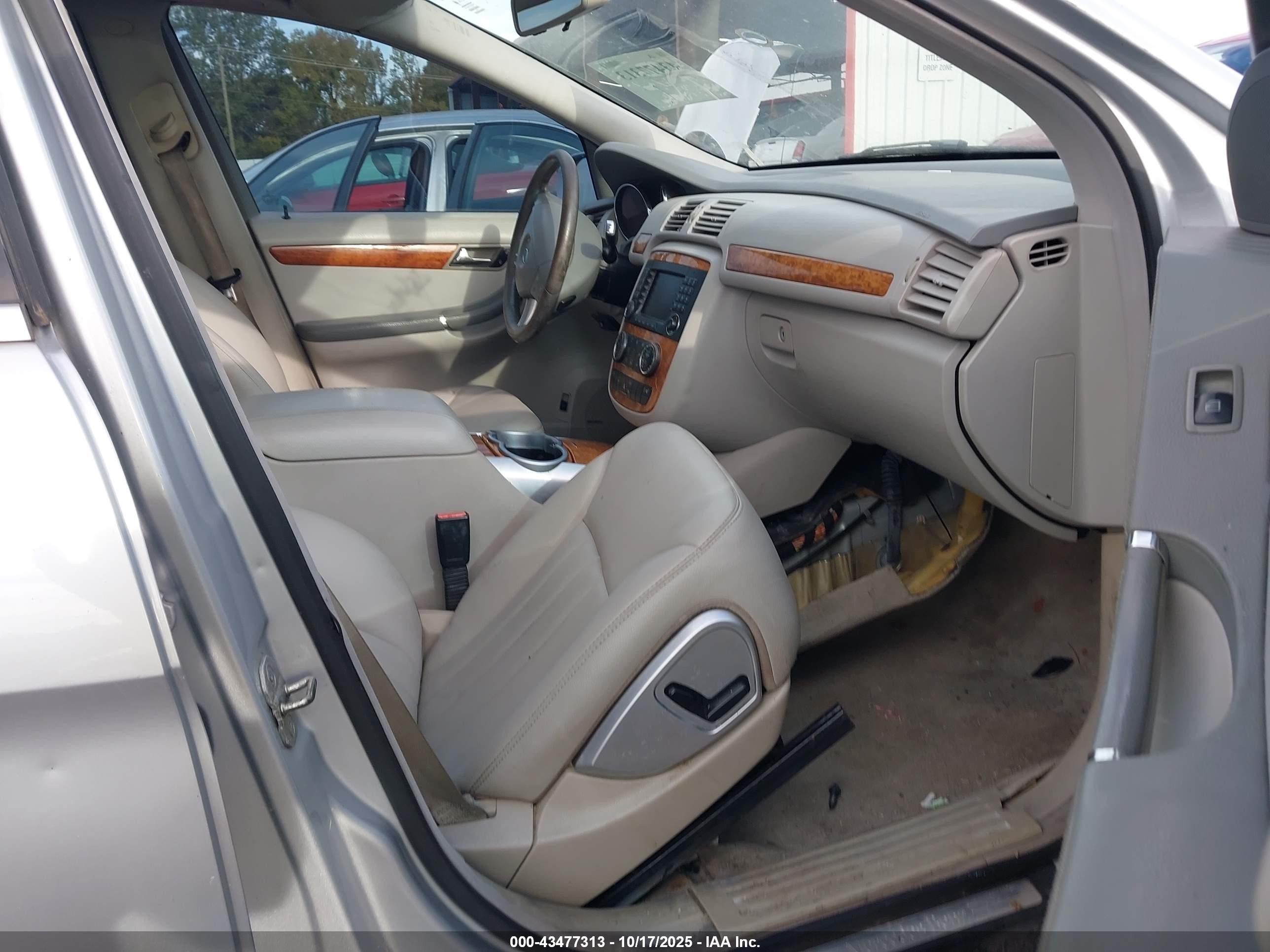 2007 Mercedes-benz R 350 4matic Серебряный vin: 4JGCB65E17A057628