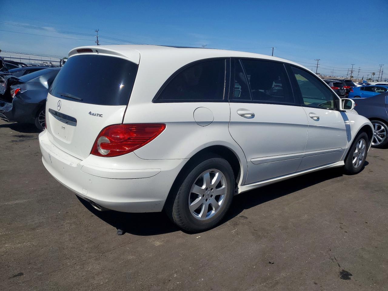 2006 Mercedes-benz R 350 White vin: 4JGCB65E26A022160