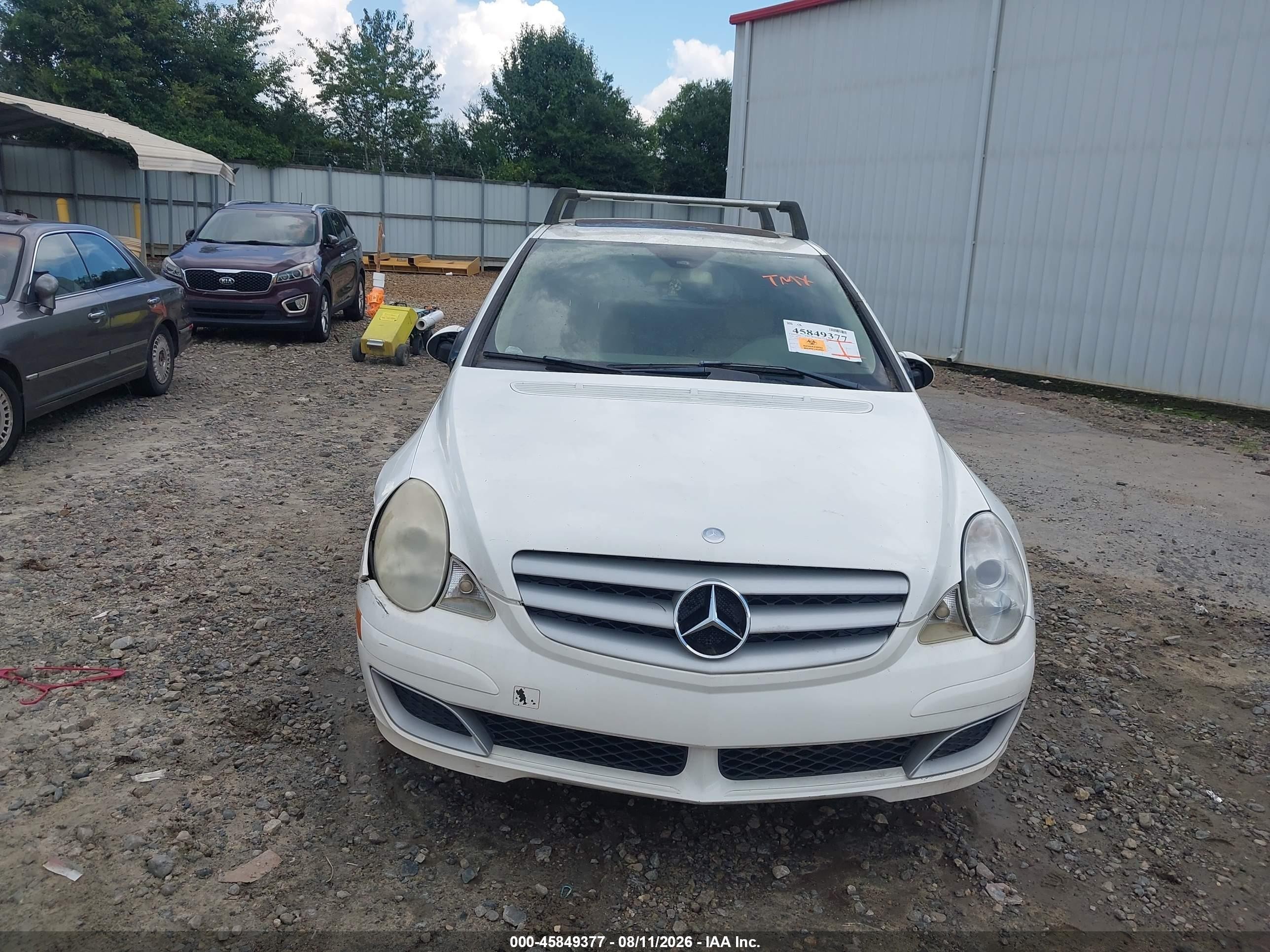 2006 Mercedes-benz R 350 4matic White vin: 4JGCB65E26A028606