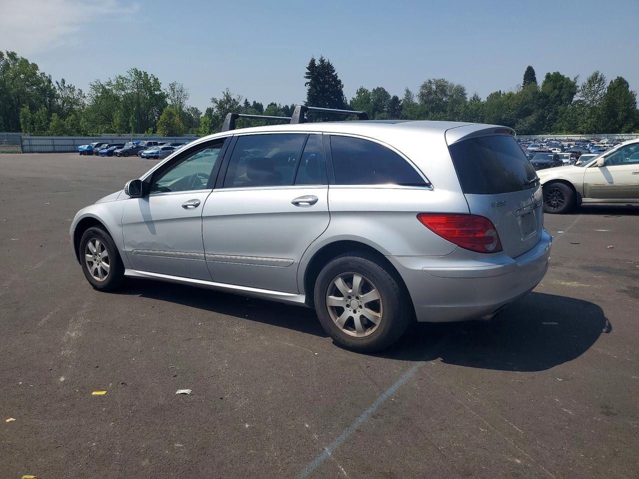 2007 Mercedes-benz R 350 Silver vin: 4JGCB65E27A036898