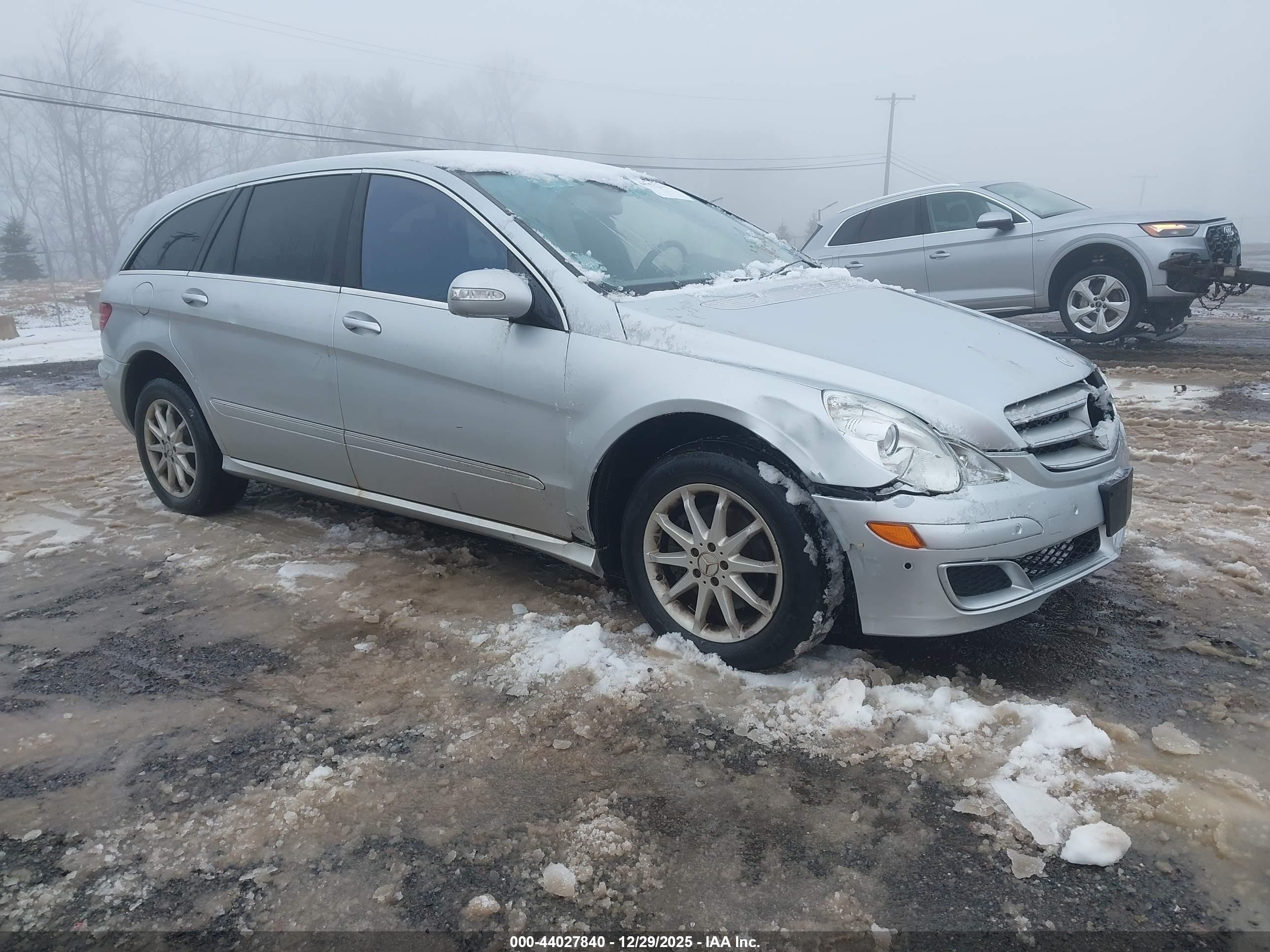 2007 Mercedes-benz R 350 4matic Silver vin: 4JGCB65E27A039803