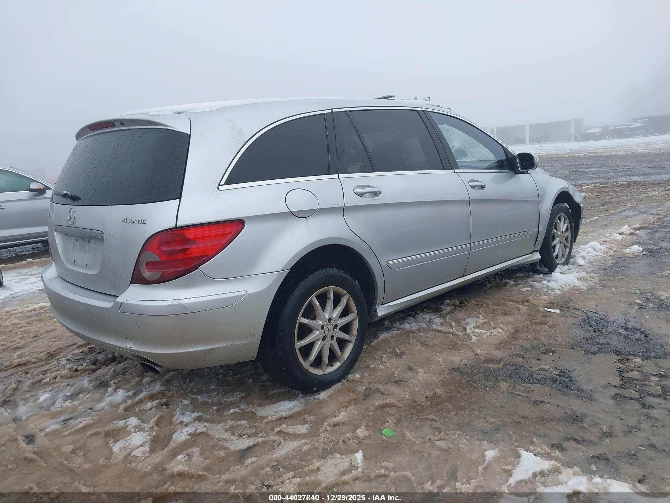 2007 Mercedes-benz R 350 4matic Silver vin: 4JGCB65E27A039803