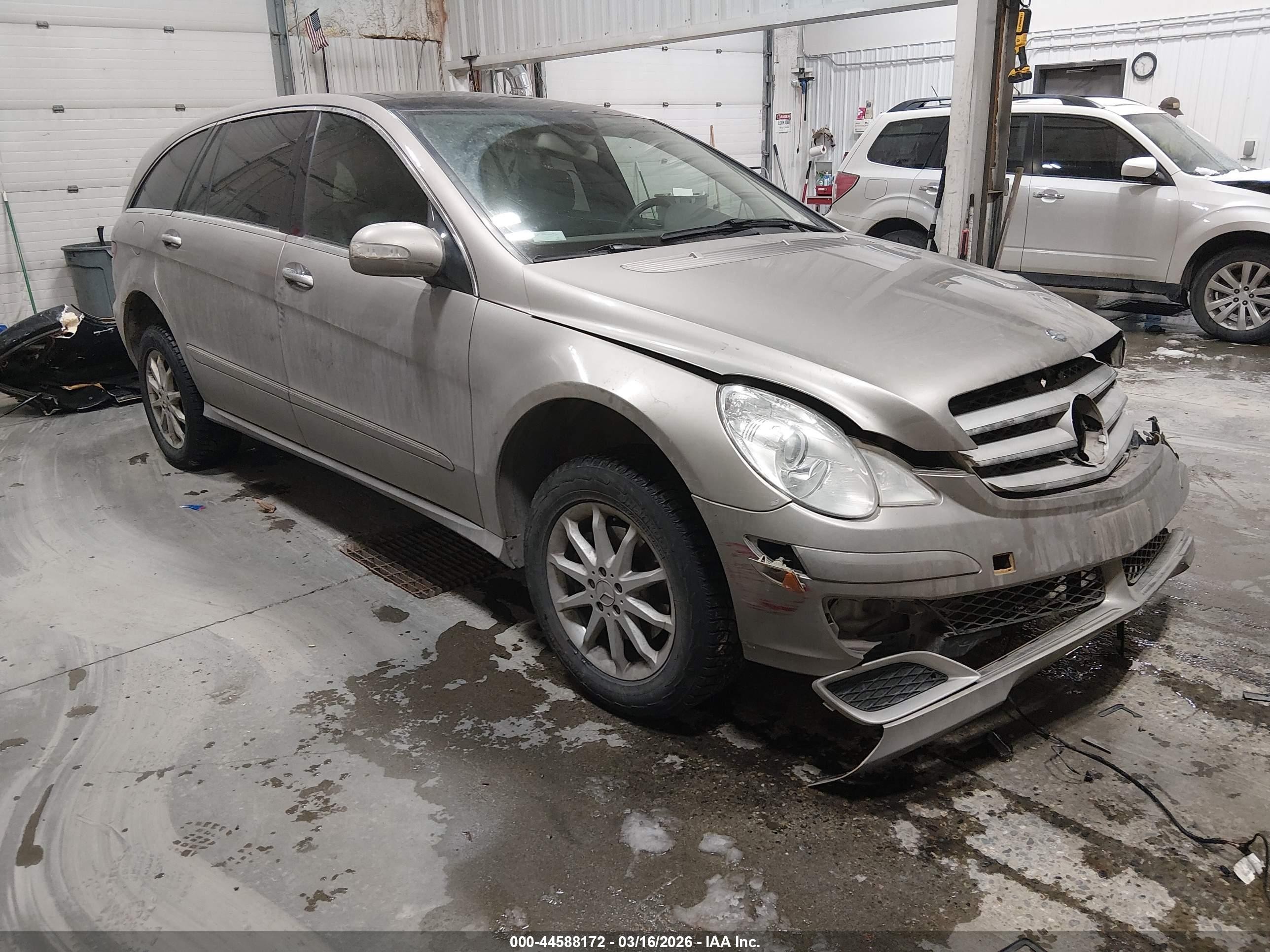 2007 Mercedes-benz R 350 4matic Beige vin: 4JGCB65E27A045469