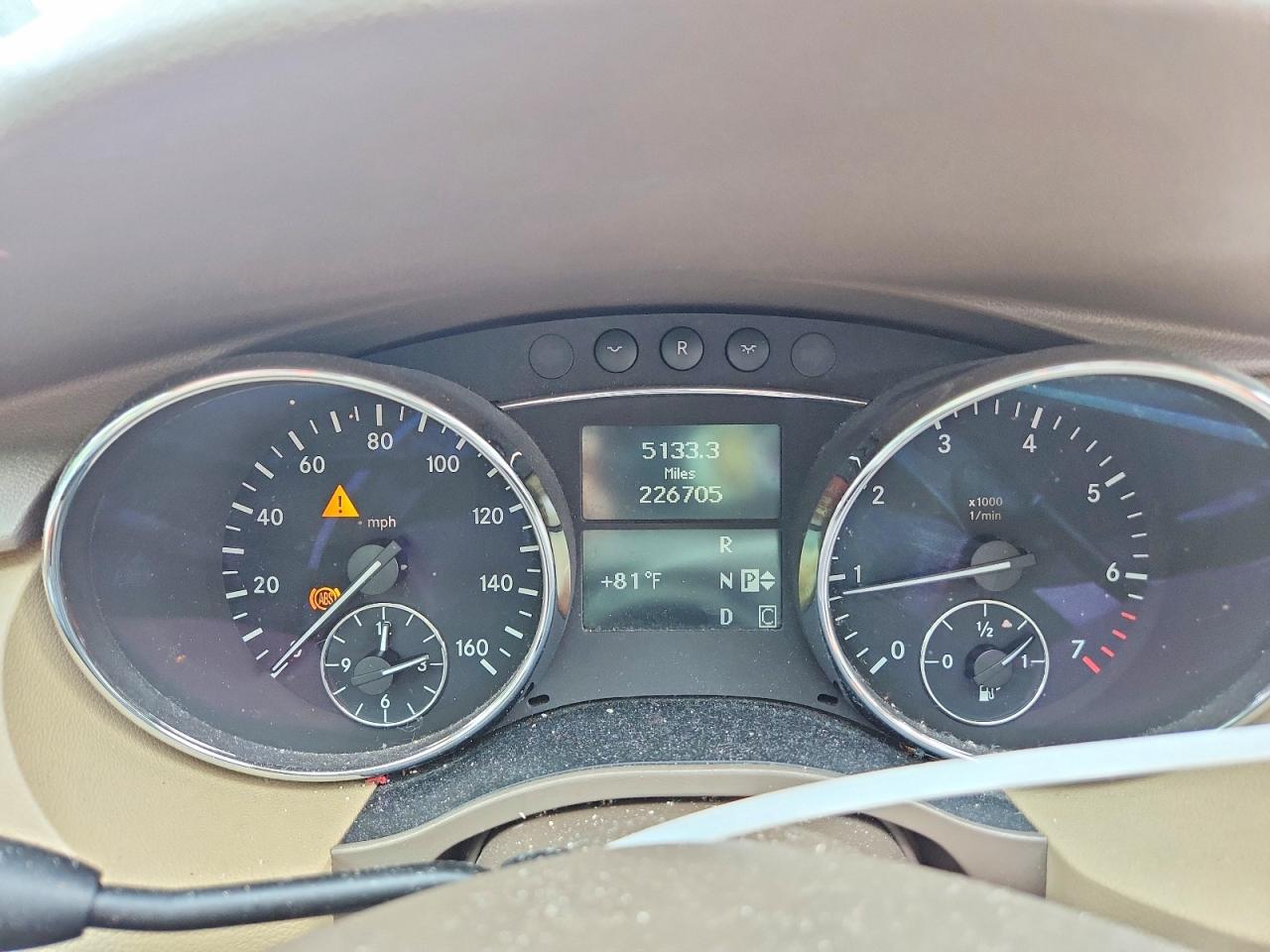 2008 Mercedes-benz R 350 Gold vin: 4JGCB65E28A072480