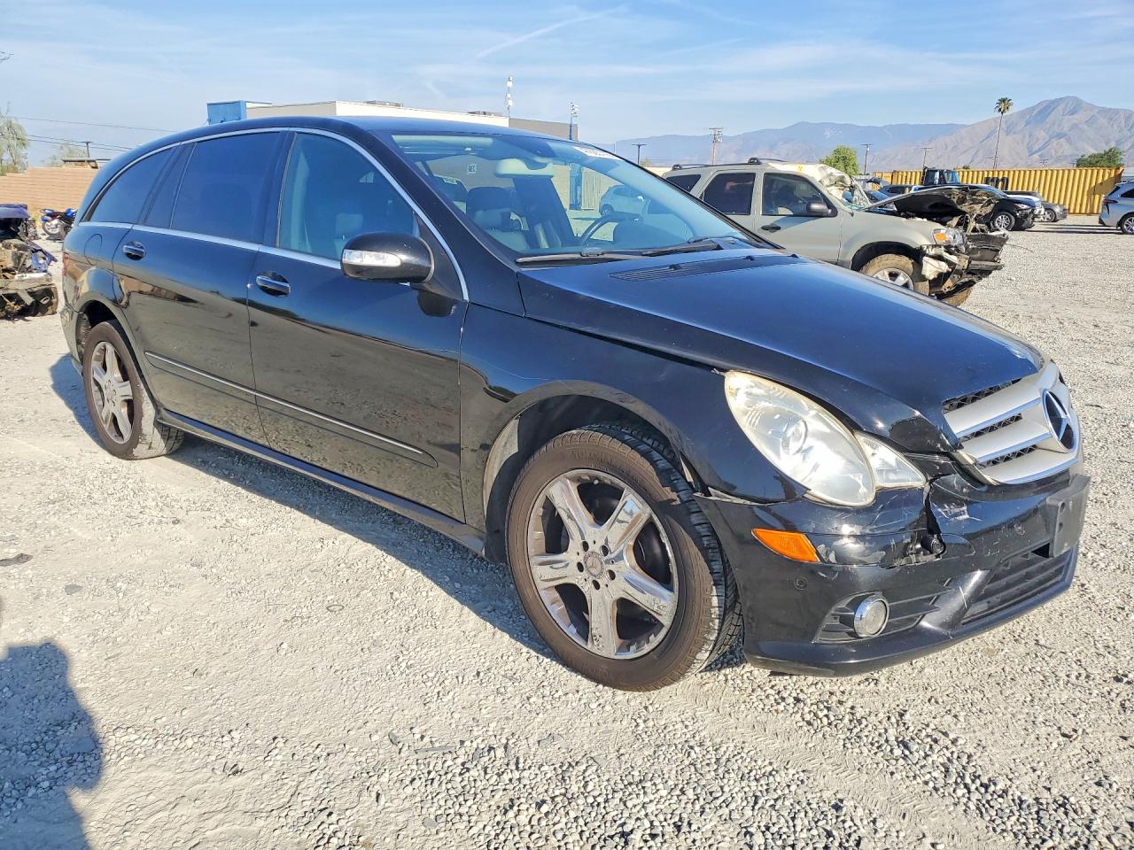 2008 Mercedes-benz R 350 Black vin: 4JGCB65E28A074004