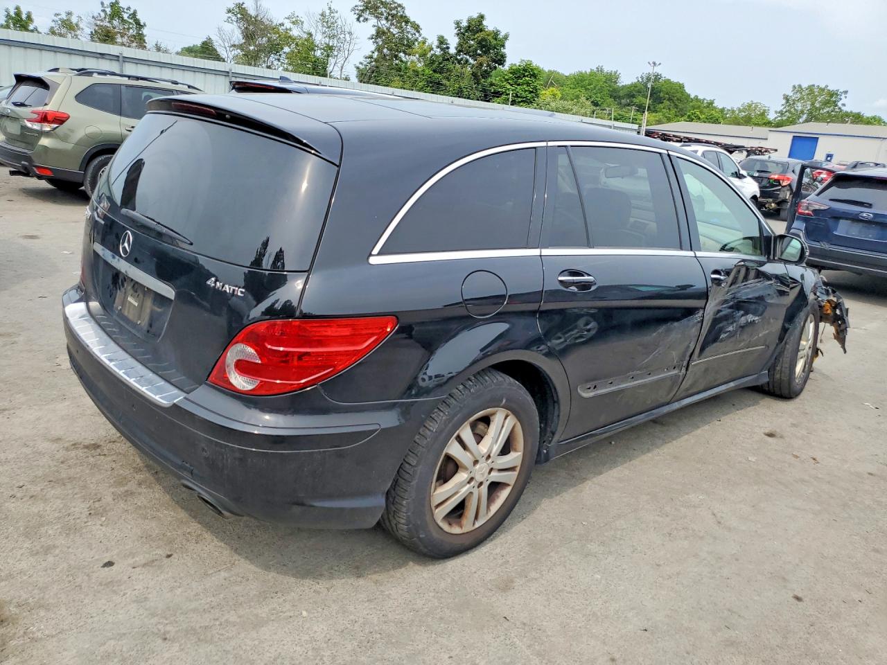 2008 Mercedes-benz R 350 Black vin: 4JGCB65E28A077324