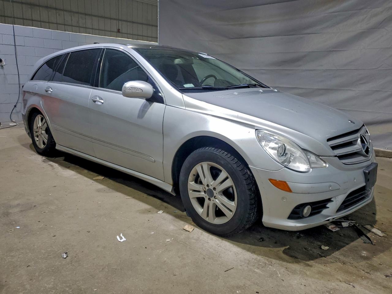 2008 Mercedes-benz R 350 Silver vin: 4JGCB65E28A080918