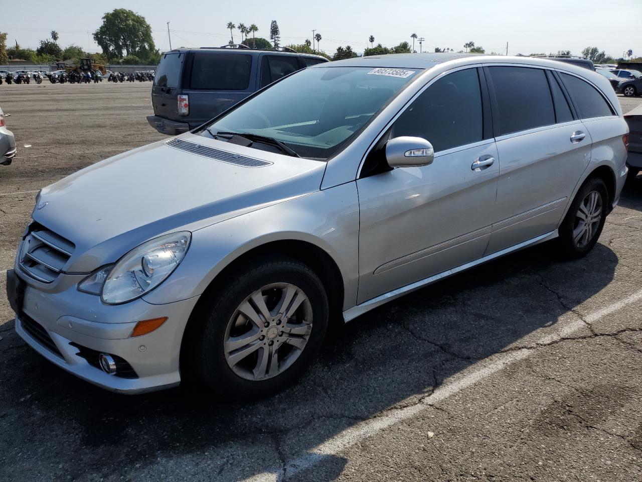 2008 Mercedes-benz R 350 Silver vin: 4JGCB65E28A086105