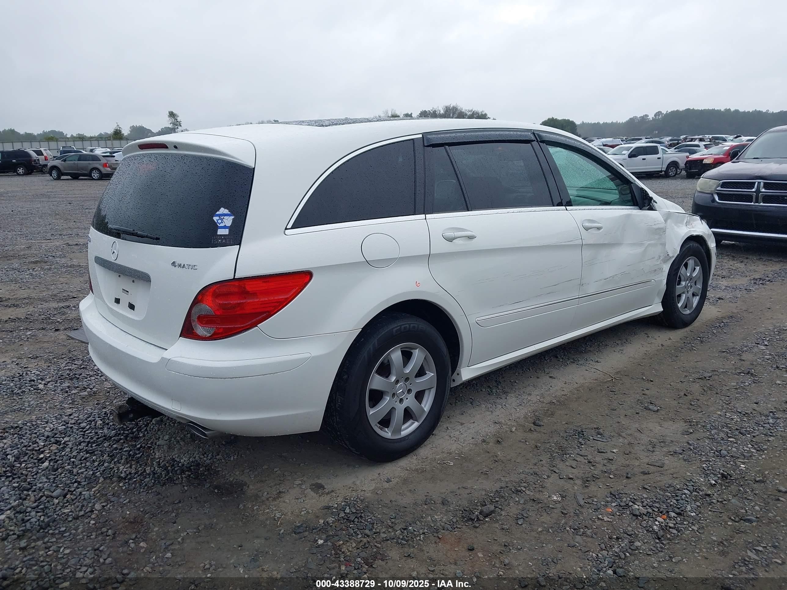2007 Mercedes-benz R 350 4matic White vin: 4JGCB65E37A038837