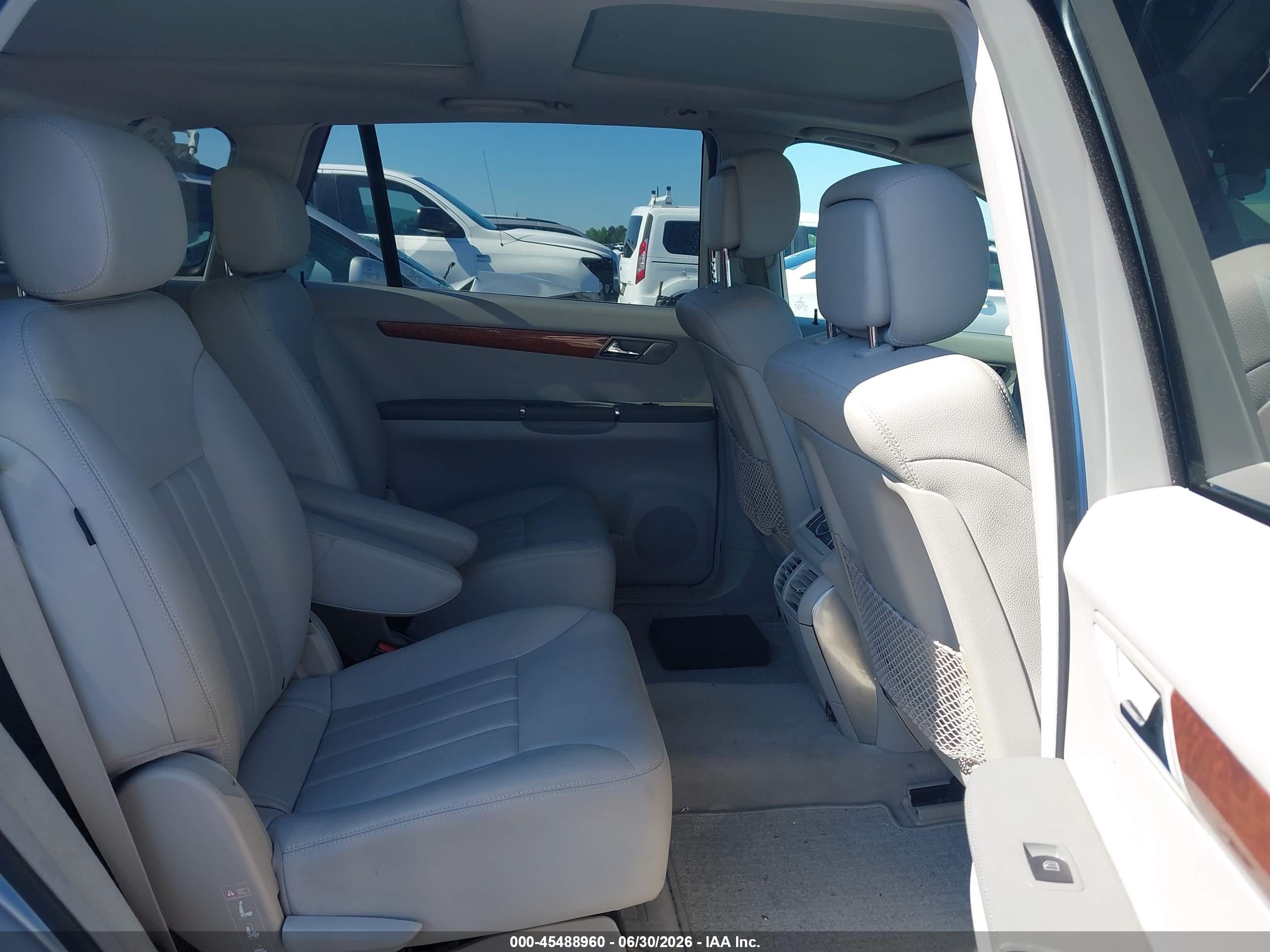 2007 Mercedes-benz R 350 4matic Silver vin: 4JGCB65E37A043391