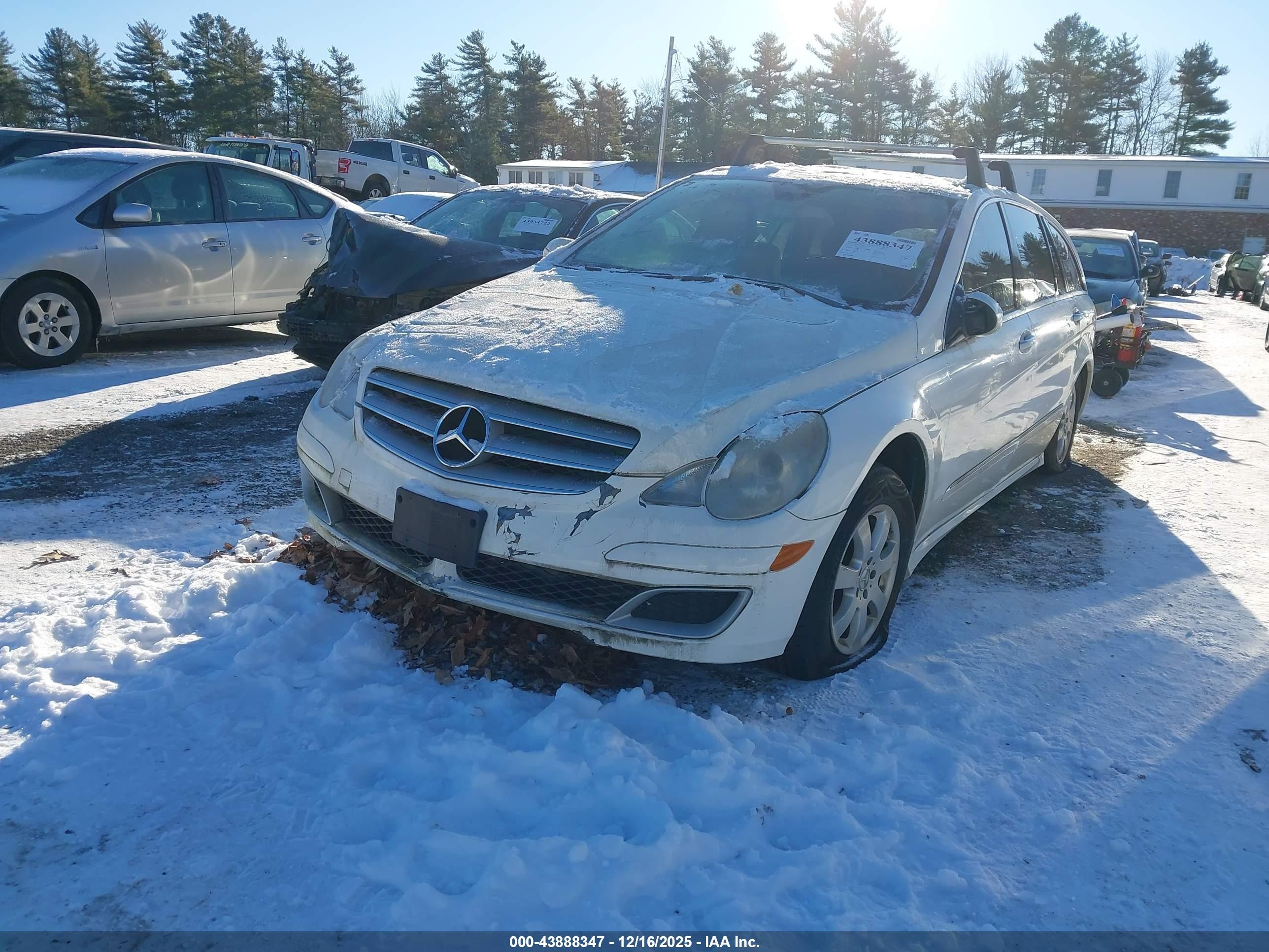 2007 Mercedes-benz R 350 4matic Белый vin: 4JGCB65E37A059056