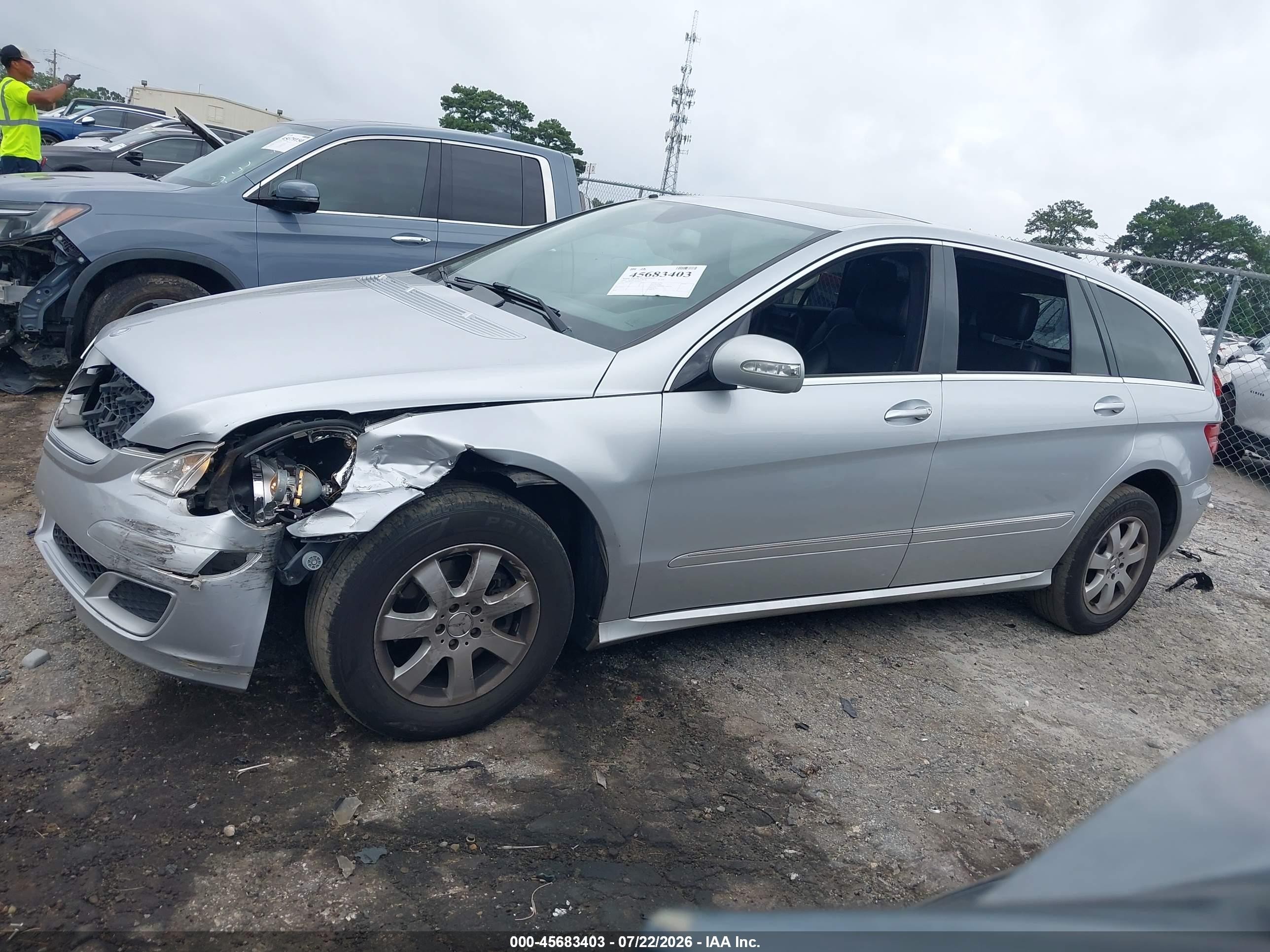 2007 Mercedes-benz R 350 4matic Silver vin: 4JGCB65E37A059655