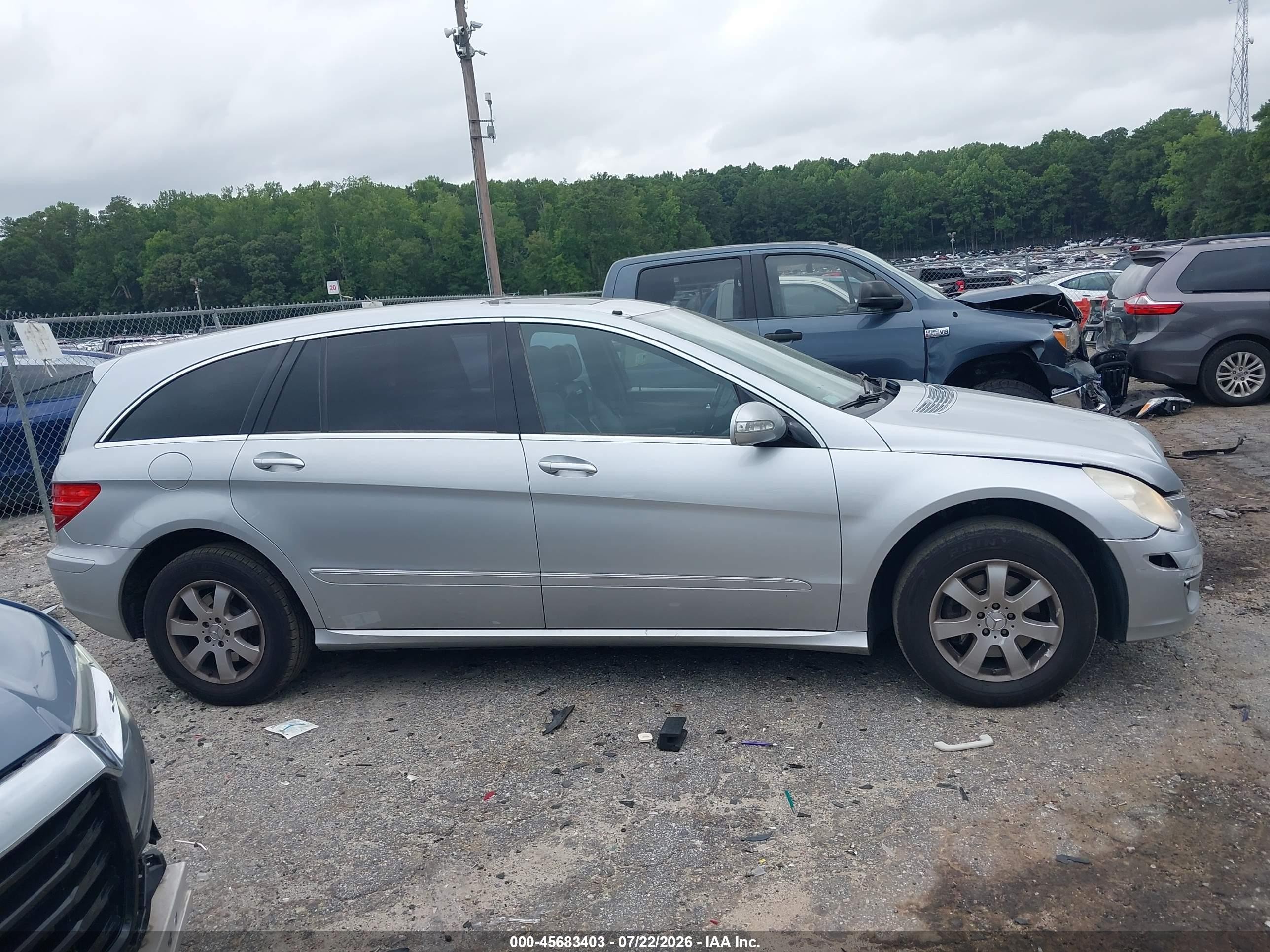 2007 Mercedes-benz R 350 4matic Silver vin: 4JGCB65E37A059655