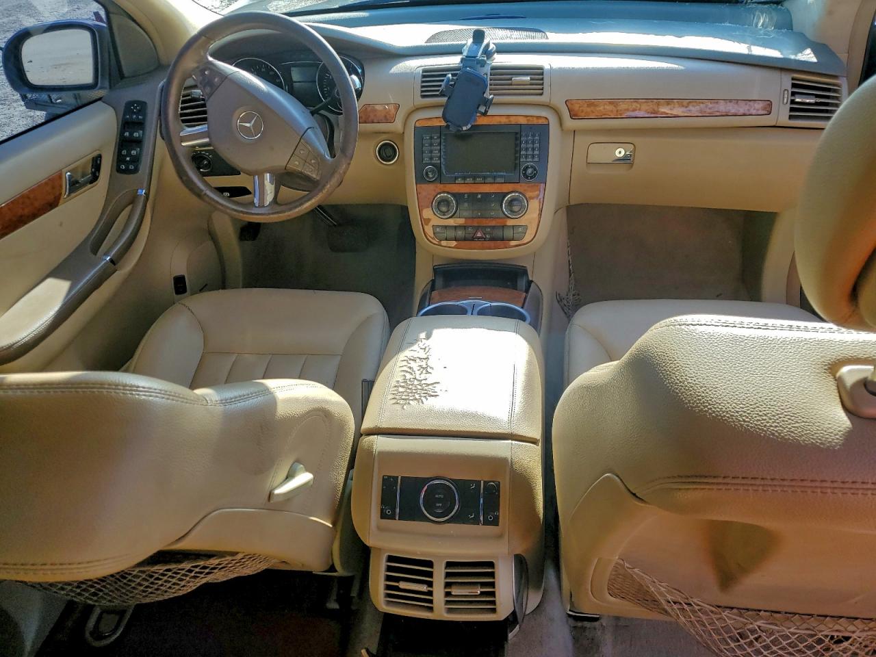 2008 Mercedes-benz R 350 Gold vin: 4JGCB65E38A074755