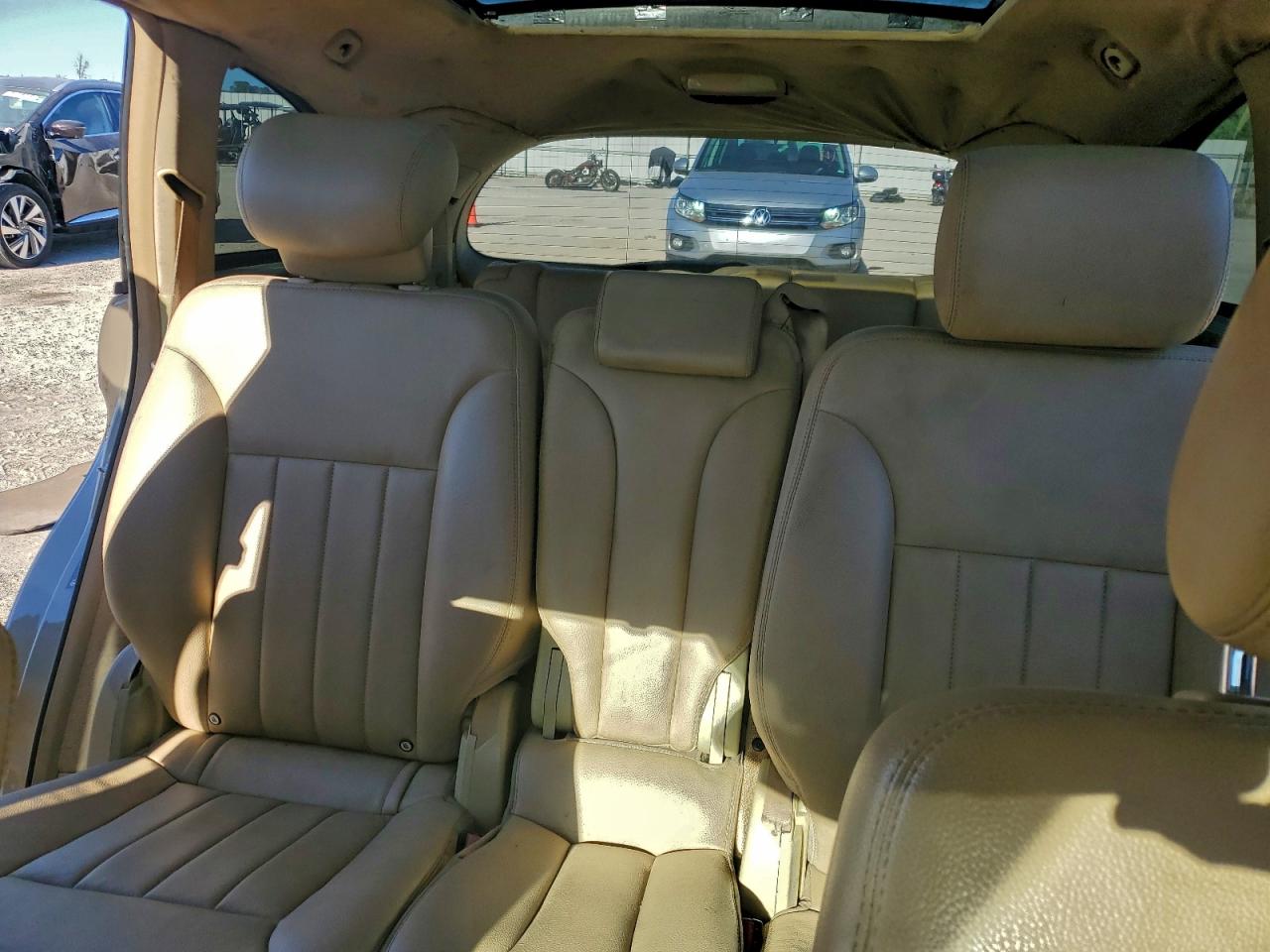 2008 Mercedes-benz R 350 Gold vin: 4JGCB65E38A074755