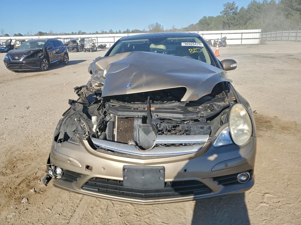 2008 Mercedes-benz R 350 Gold vin: 4JGCB65E38A074755