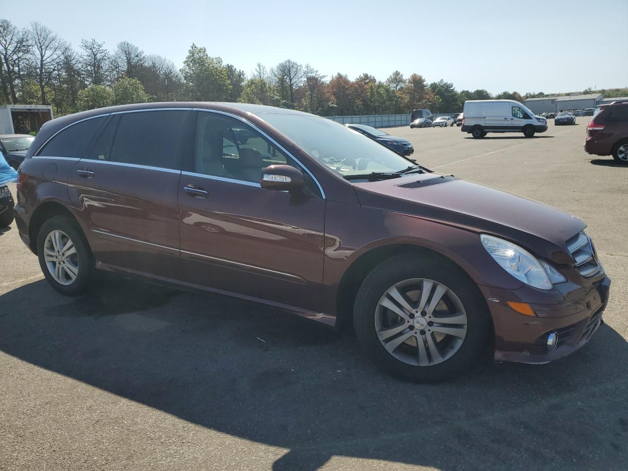 2008 Mercedes-benz R 350 Burgundy vin: 4JGCB65E38A085514