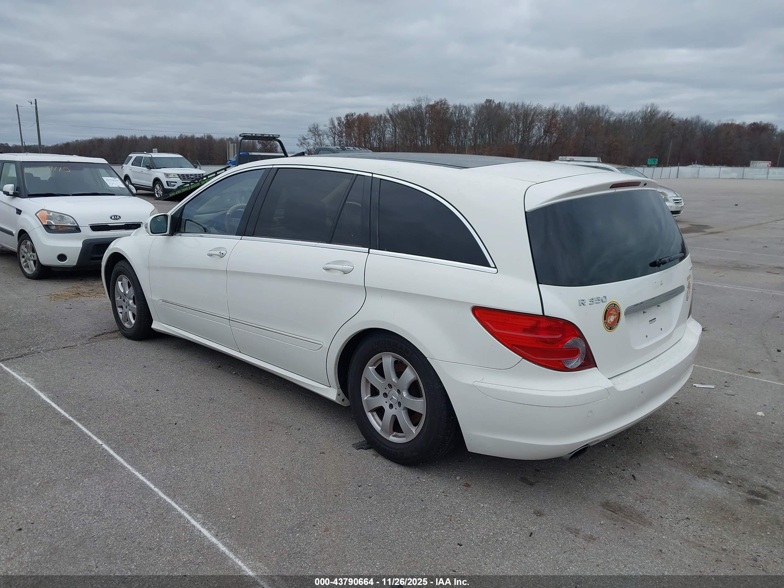2007 Mercedes-benz R 350 4matic Белый vin: 4JGCB65E47A045697