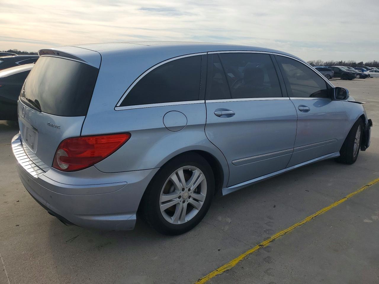 2008 Mercedes-benz R 350 Silver vin: 4JGCB65E48A071539
