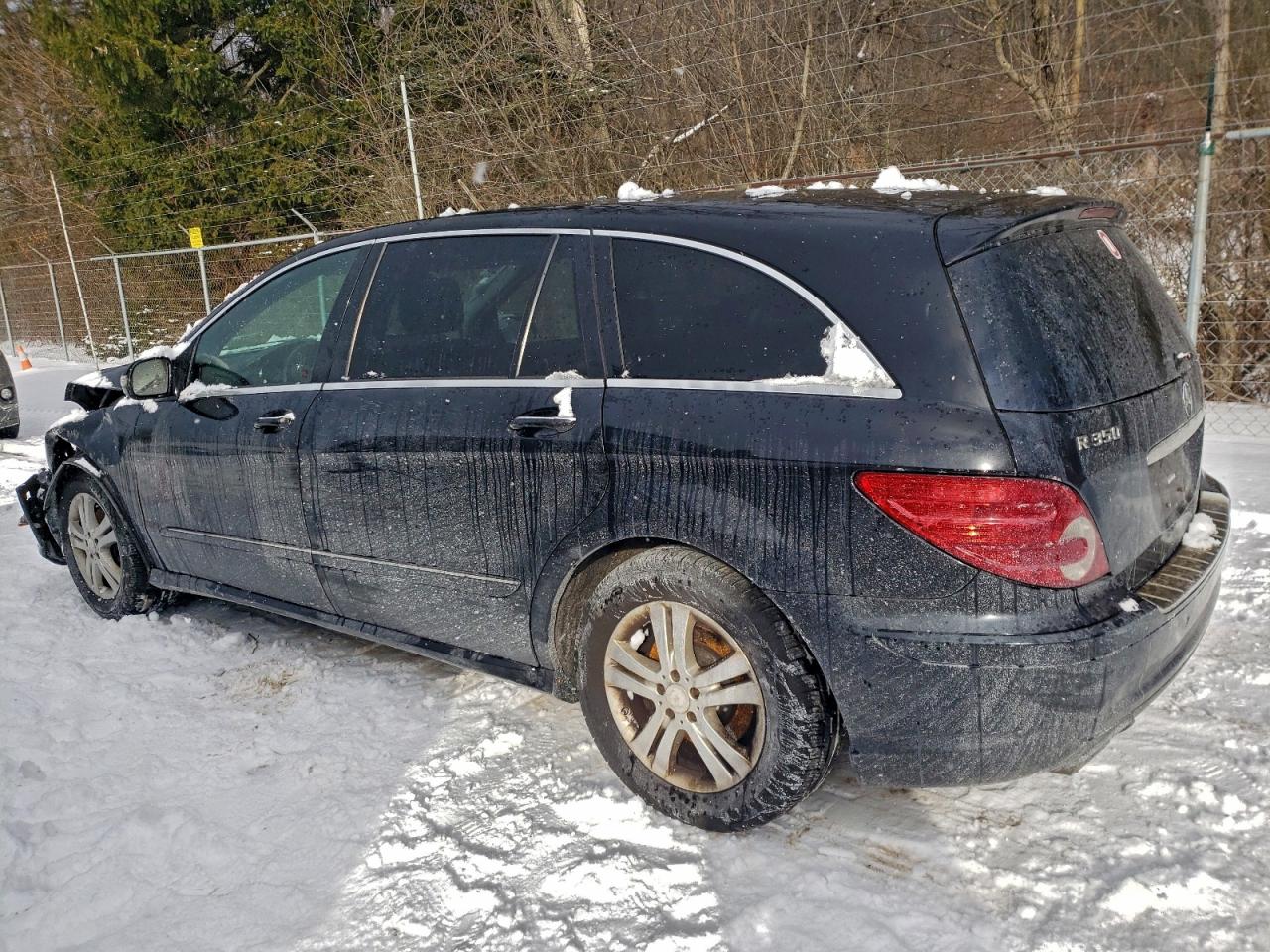 2008 Mercedes-benz R 350 Black vin: 4JGCB65E48A074473