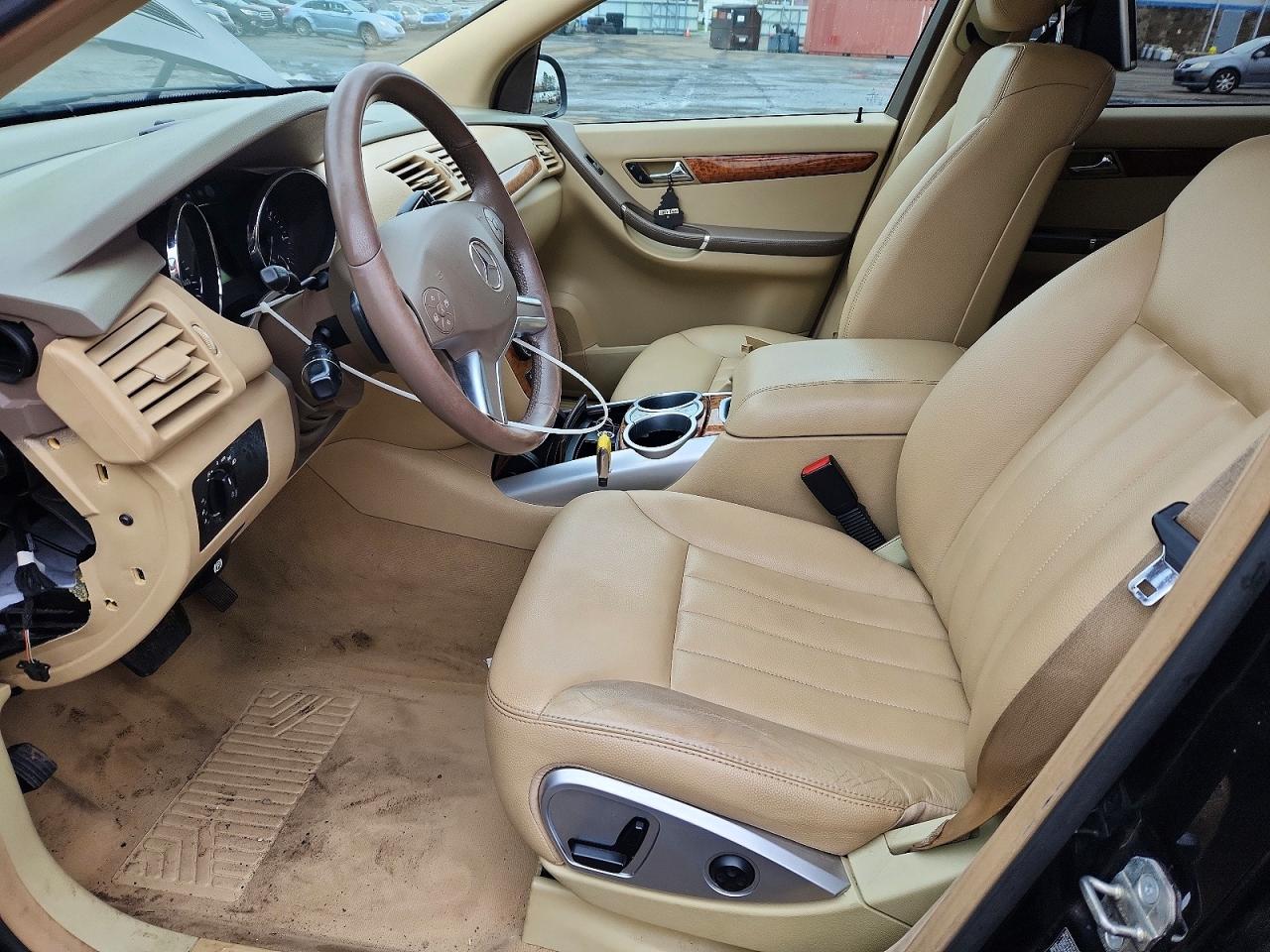 2009 Mercedes-benz R 350 4matic Black vin: 4JGCB65E49A095020