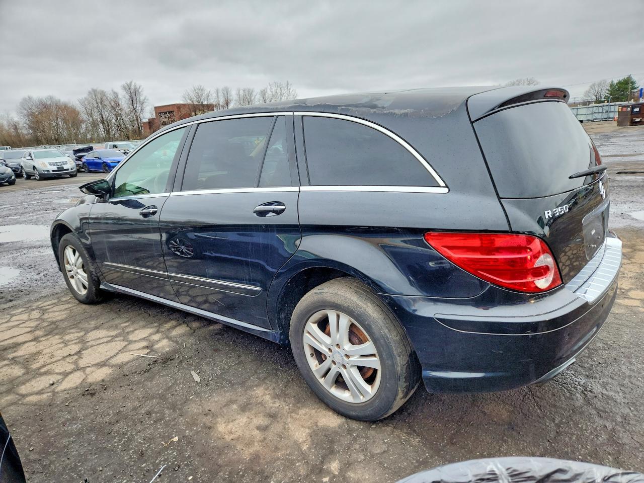 2009 Mercedes-benz R 350 4matic Black vin: 4JGCB65E49A095020