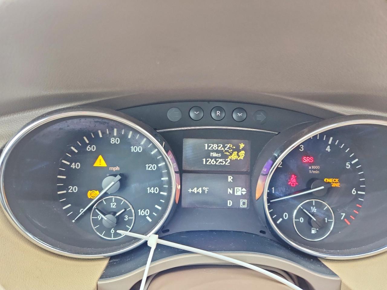 2009 Mercedes-benz R 350 4matic Black vin: 4JGCB65E49A095020