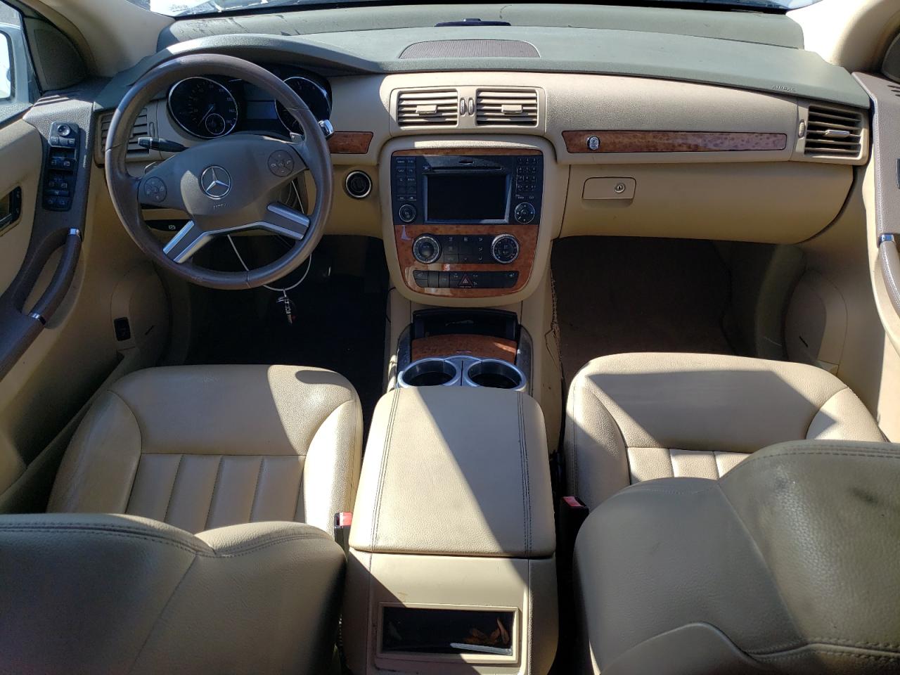2009 Mercedes-benz R 350 4matic White vin: 4JGCB65E49A095275