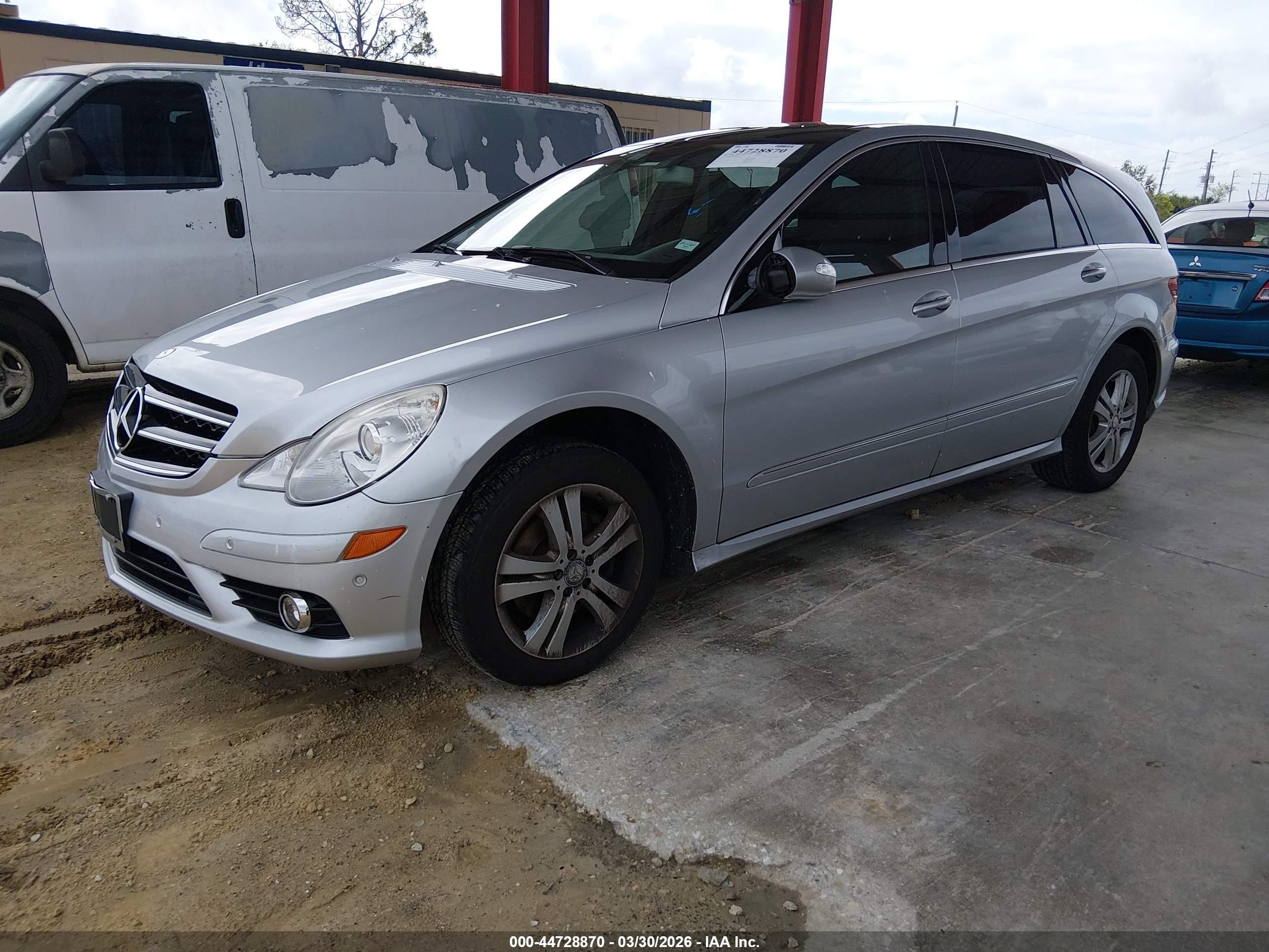 2009 Mercedes-benz R 350 4matic Gray vin: 4JGCB65E49A098872