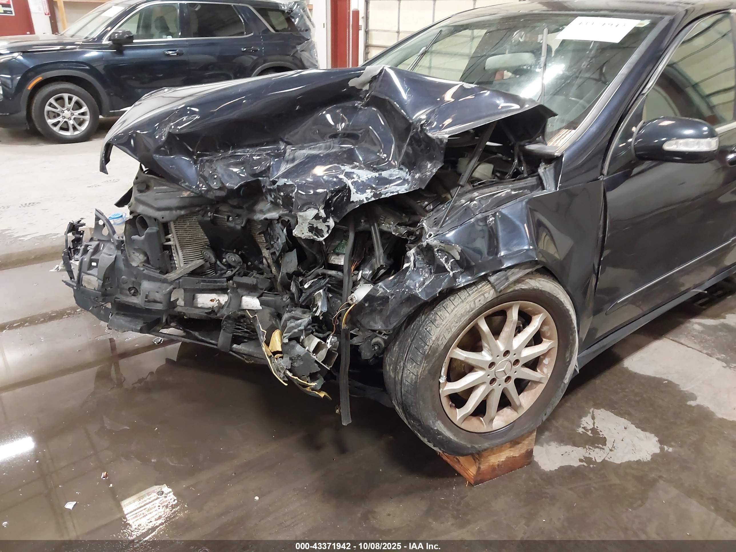 2007 Mercedes-benz R 350 4matic Blue vin: 4JGCB65E57A043327