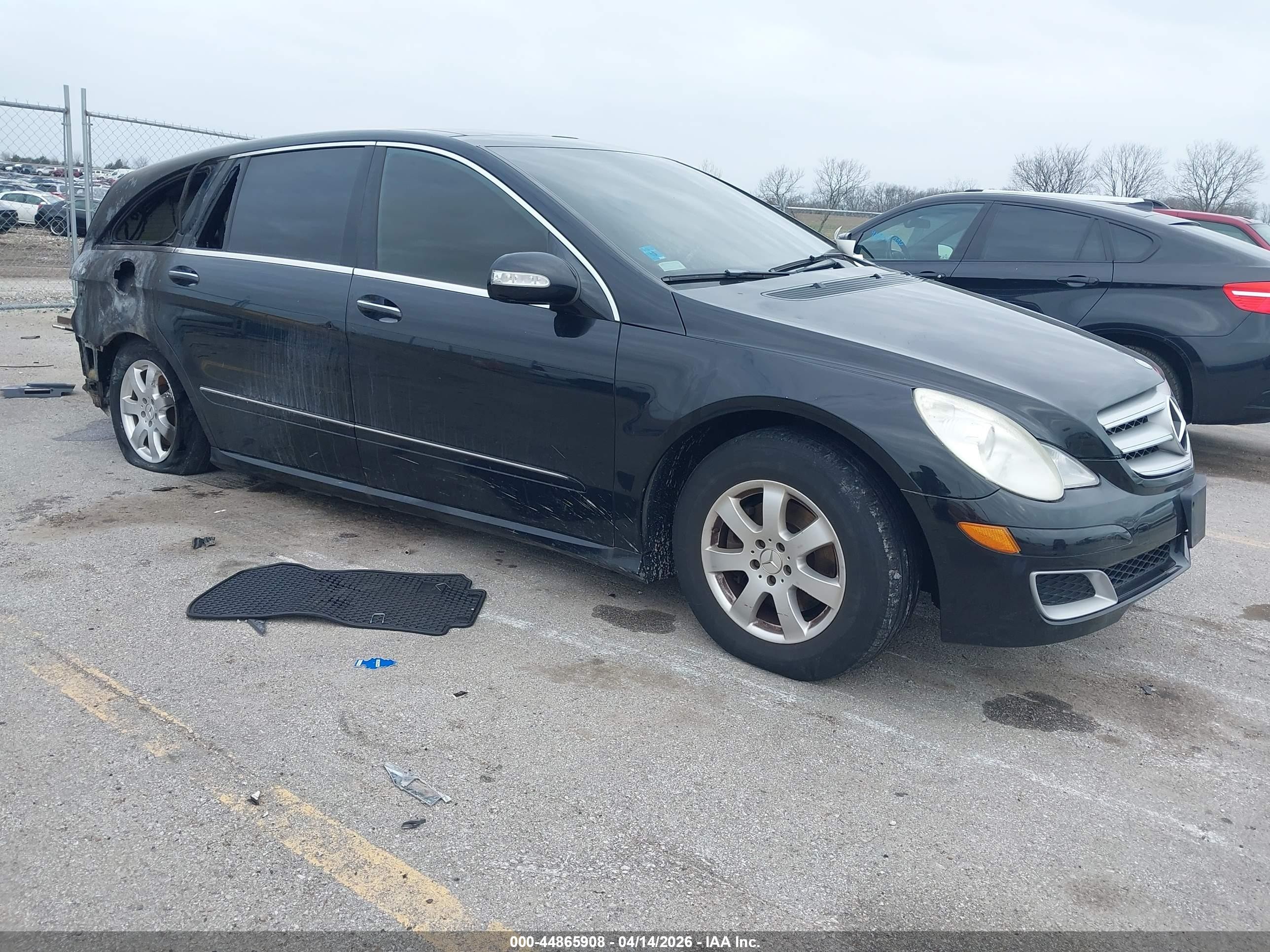 2007 Mercedes-benz R 350 4matic Black vin: 4JGCB65E57A049967