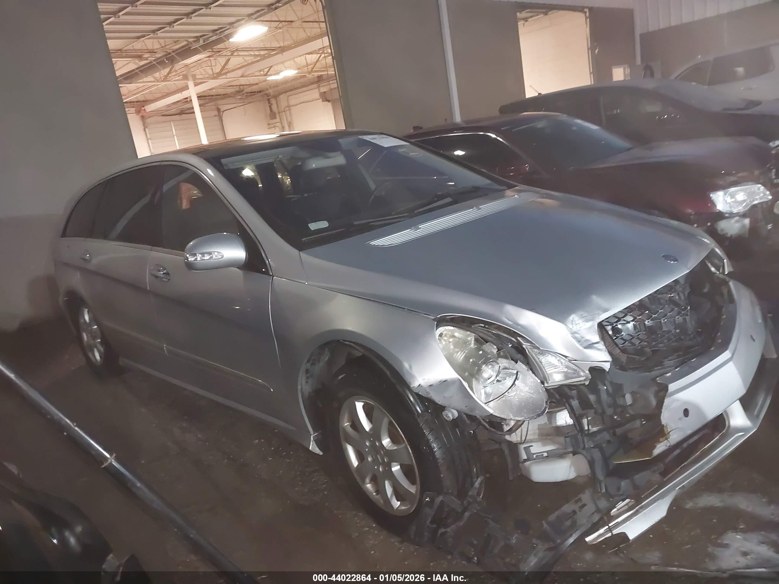 2007 Mercedes-benz R 350 4matic Silver vin: 4JGCB65E57A059480