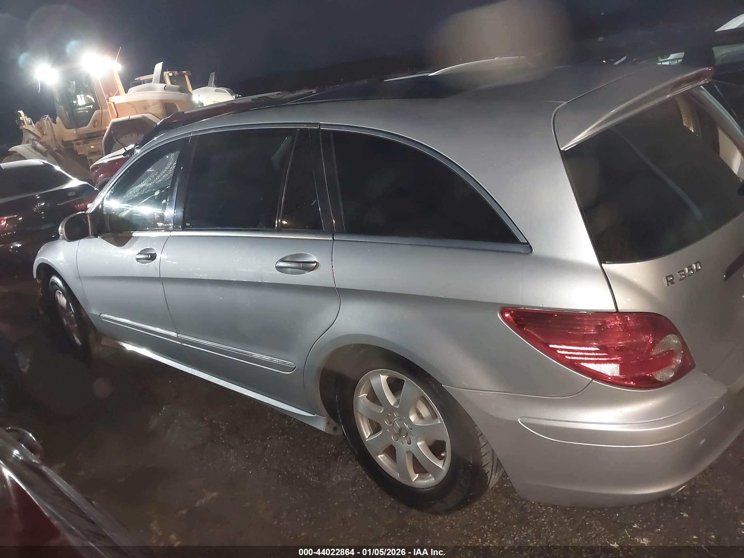 2007 Mercedes-benz R 350 4matic Silver vin: 4JGCB65E57A059480