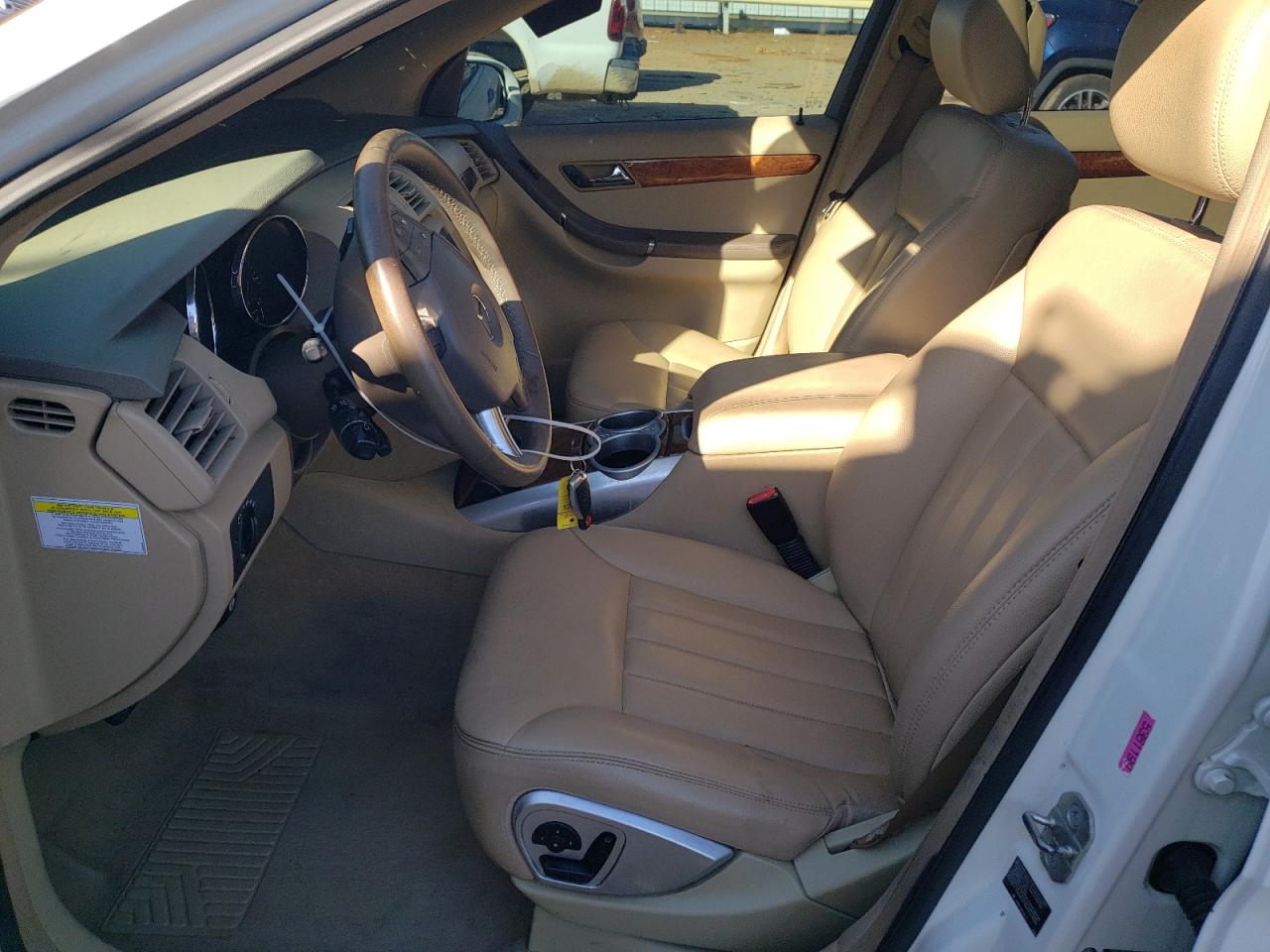 2008 Mercedes-benz R 350 Белый vin: 4JGCB65E58A075079