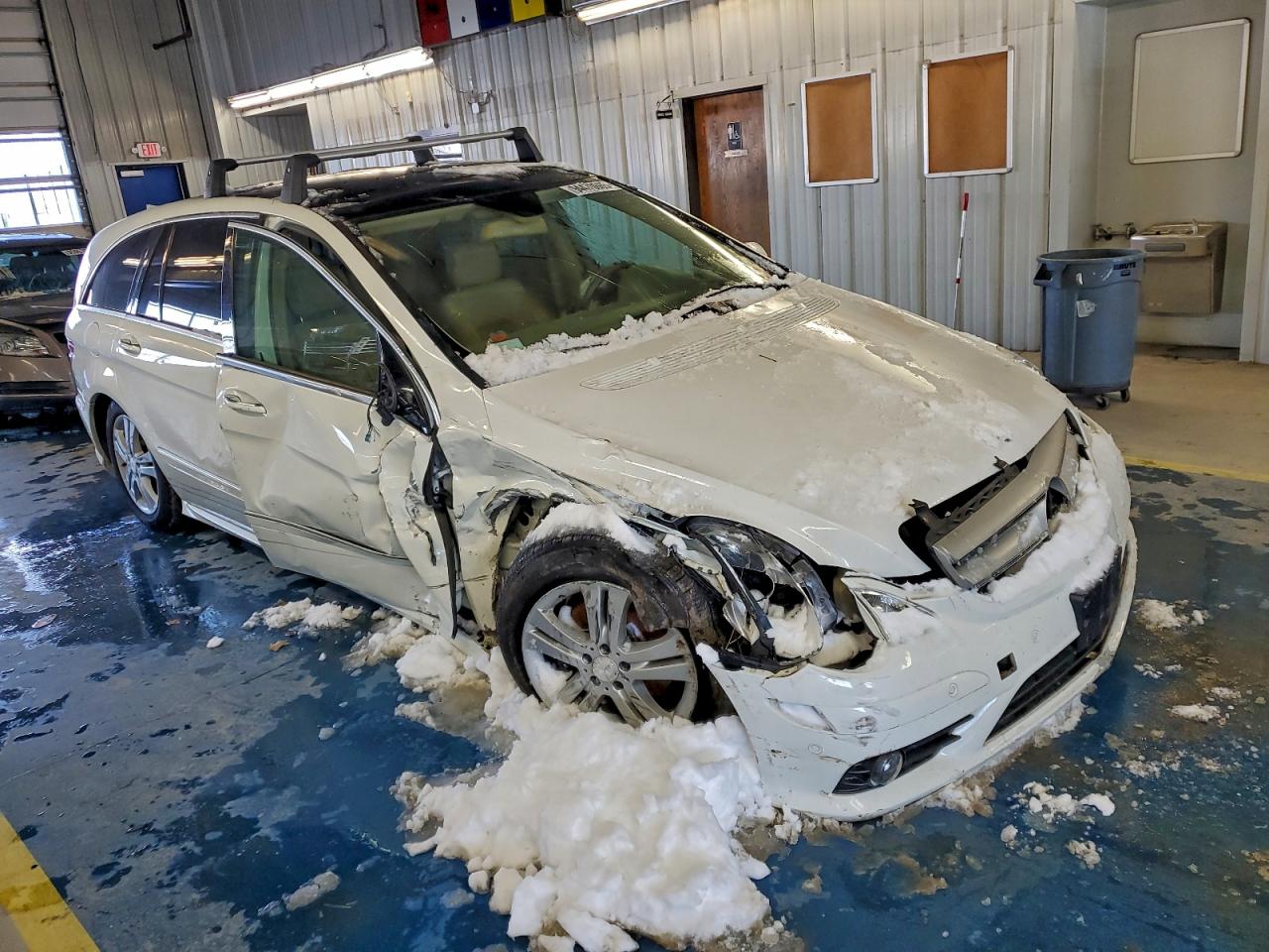 2008 Mercedes-benz R 350 Белый vin: 4JGCB65E58A078659