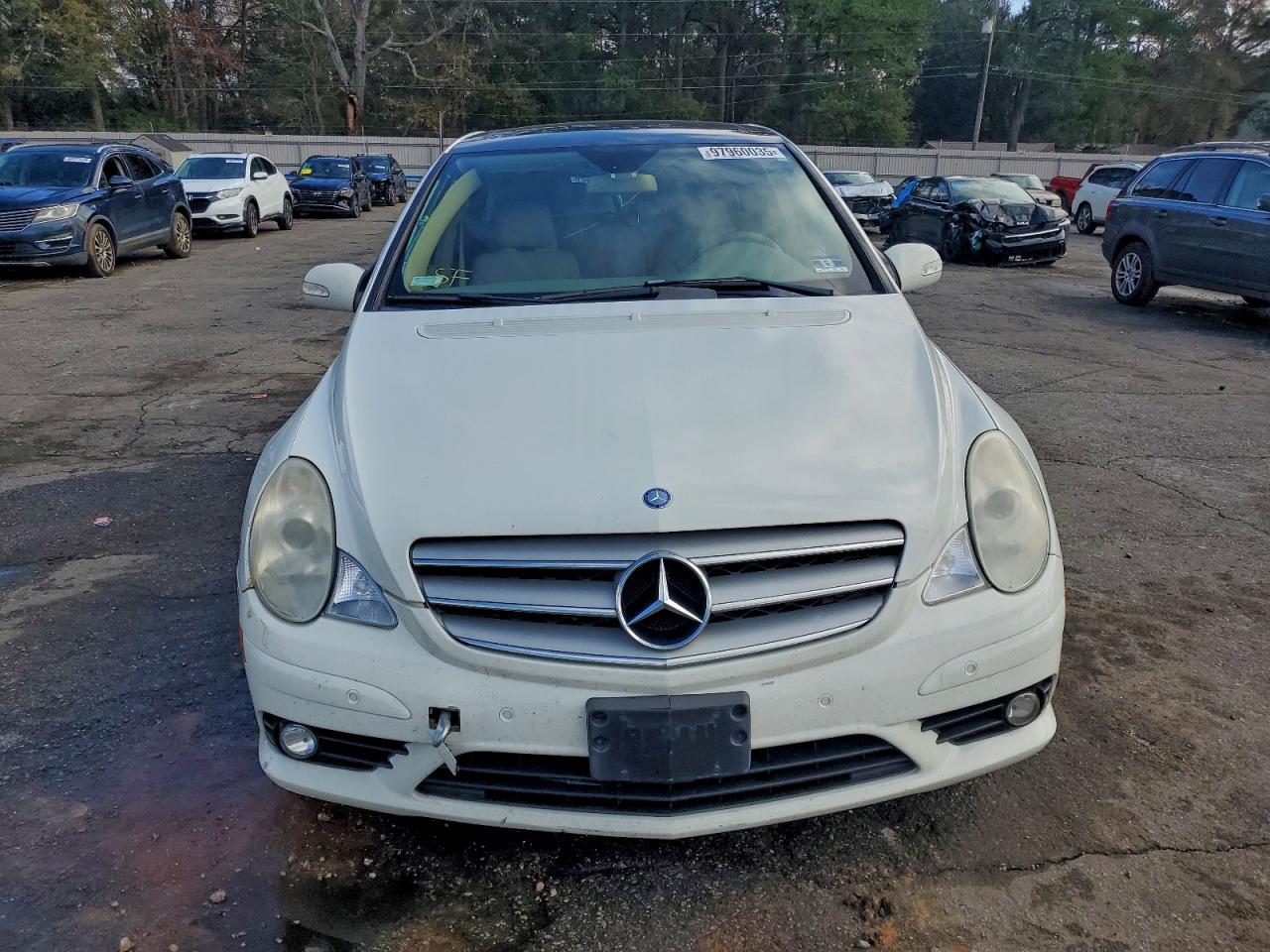 2008 Mercedes-benz R 350 White vin: 4JGCB65E58A081142