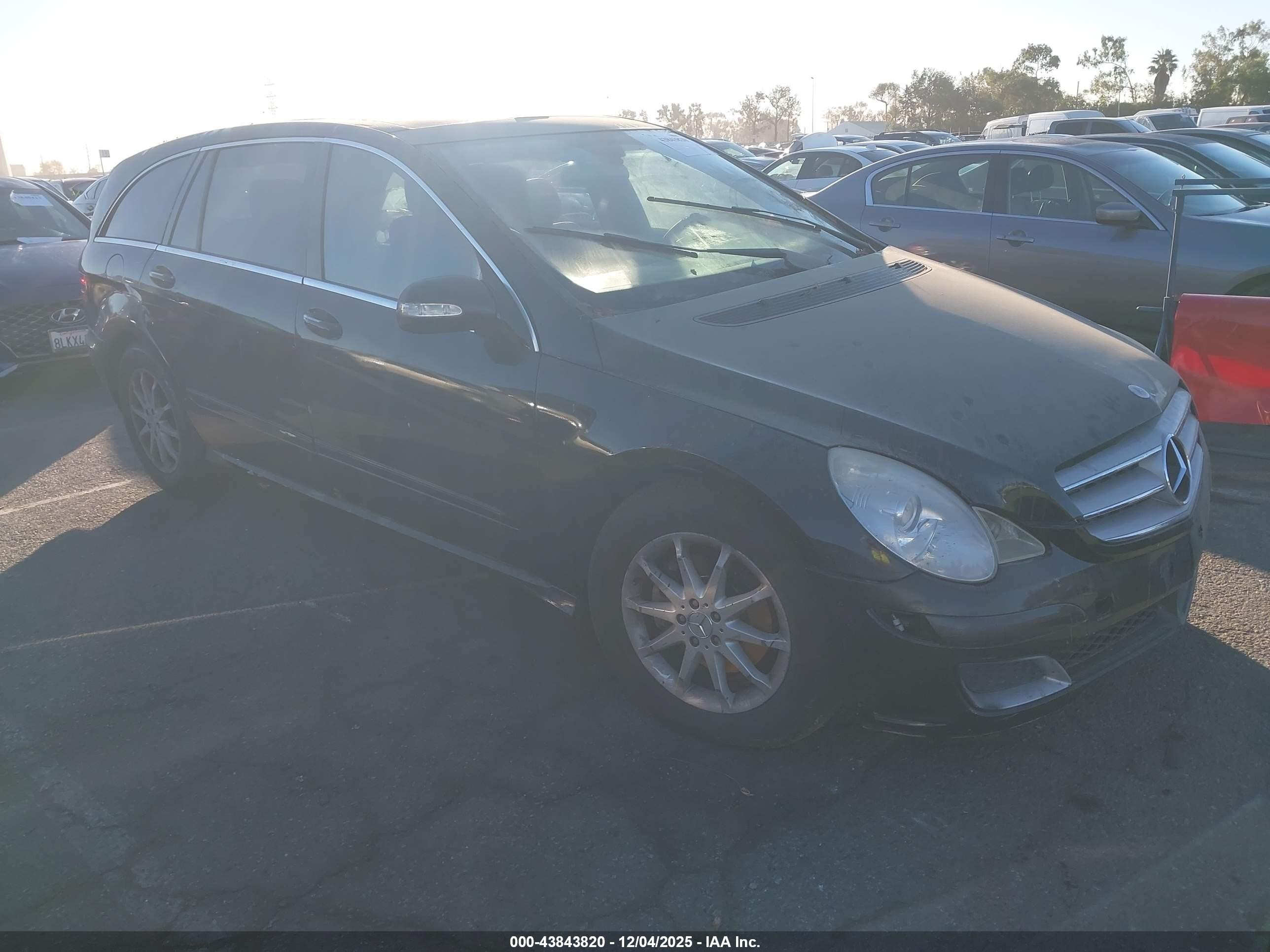 2007 Mercedes-benz R 350 4matic Black vin: 4JGCB65E67A042493
