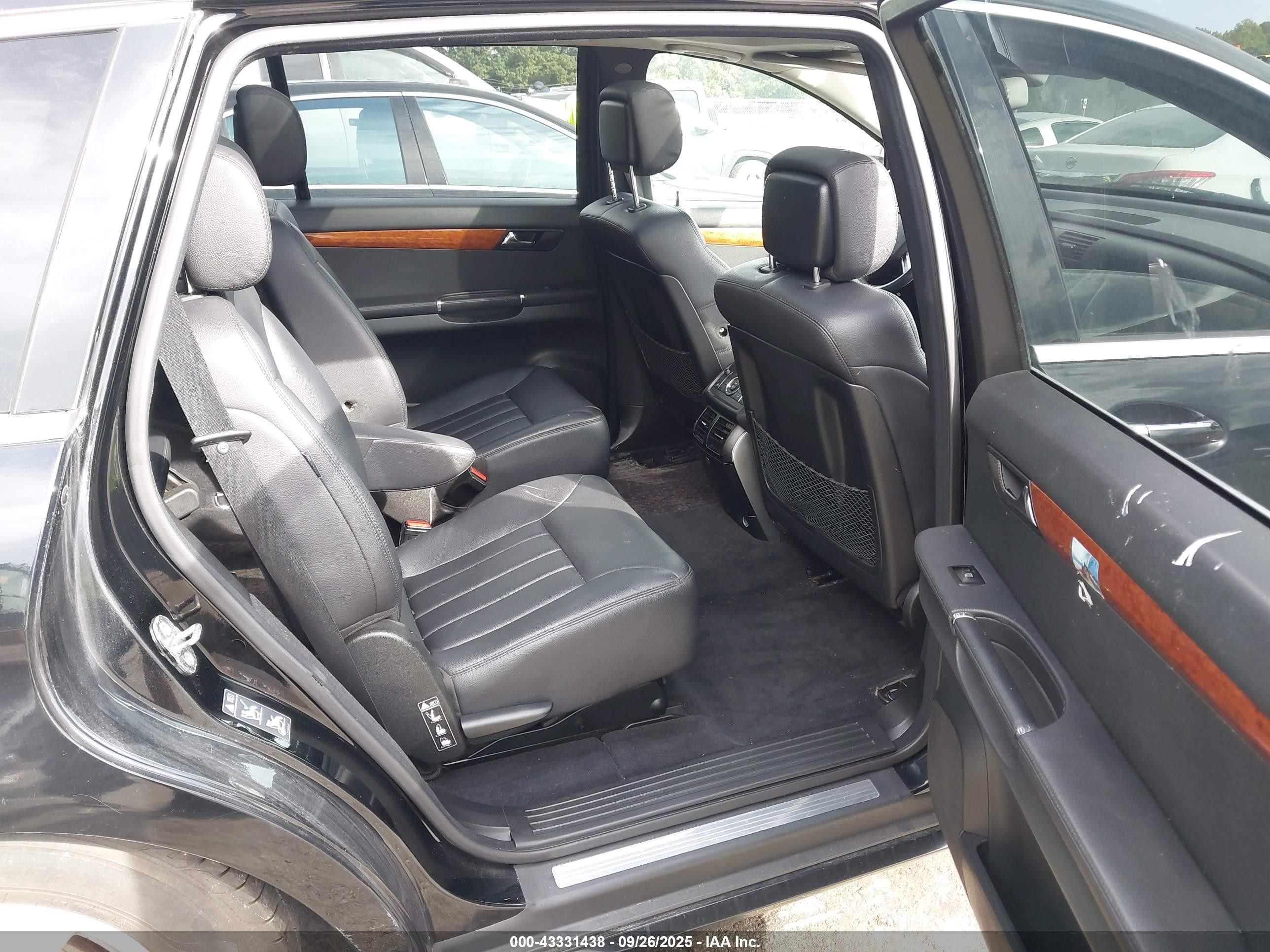 2007 Mercedes-benz R 350 4matic Black vin: 4JGCB65E67A051713