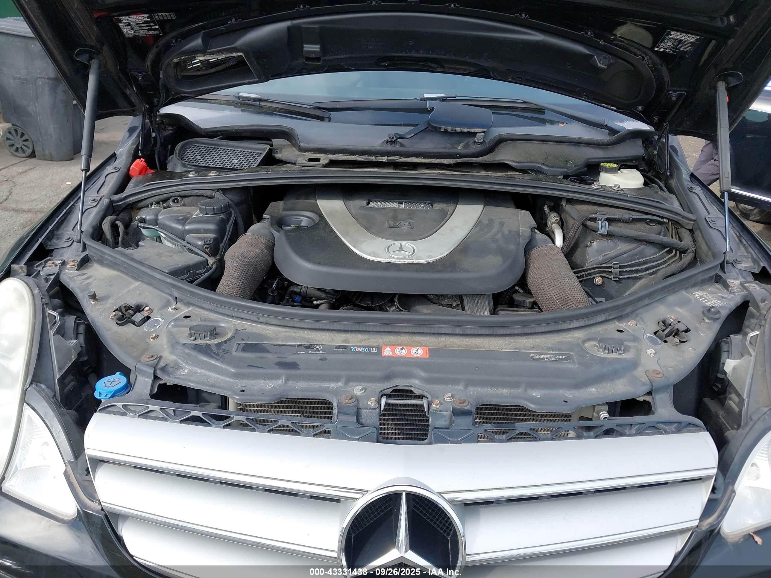 2007 Mercedes-benz R 350 4matic Black vin: 4JGCB65E67A051713