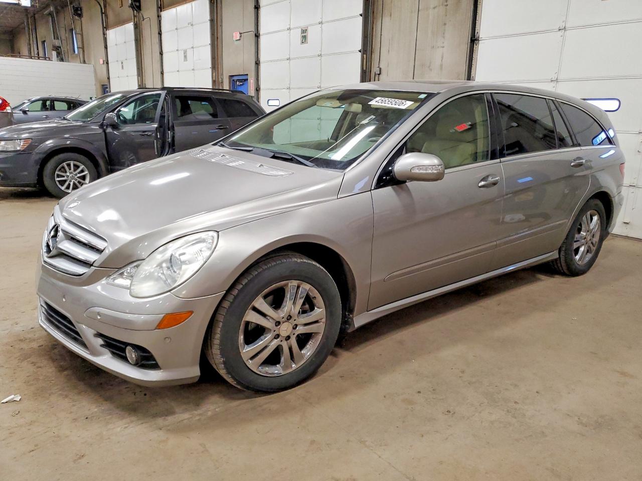 2008 Mercedes-benz R 350 Tan vin: 4JGCB65E68A077388
