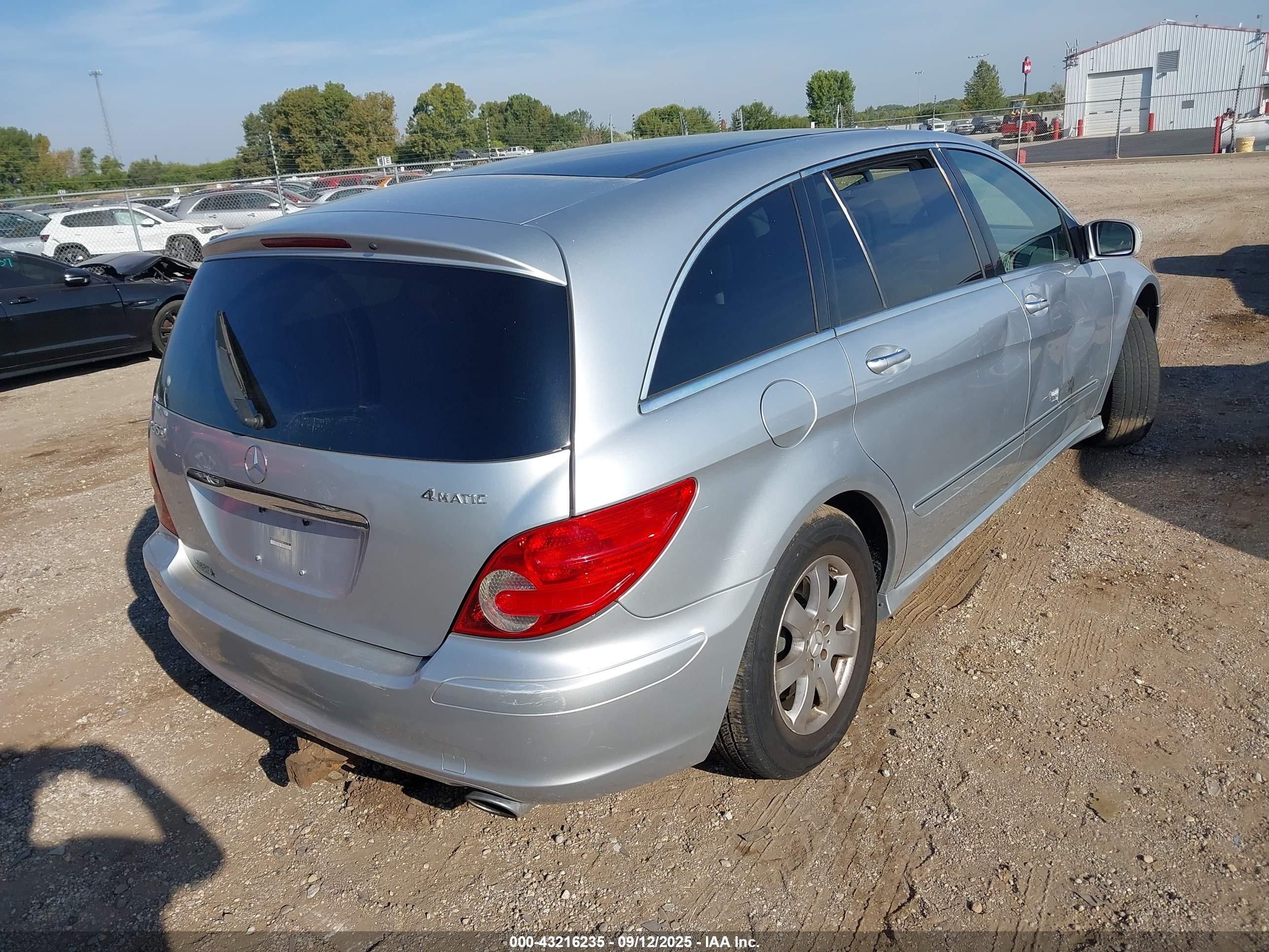 2007 Mercedes-benz R 350 4matic Серебряный vin: 4JGCB65E77A053552