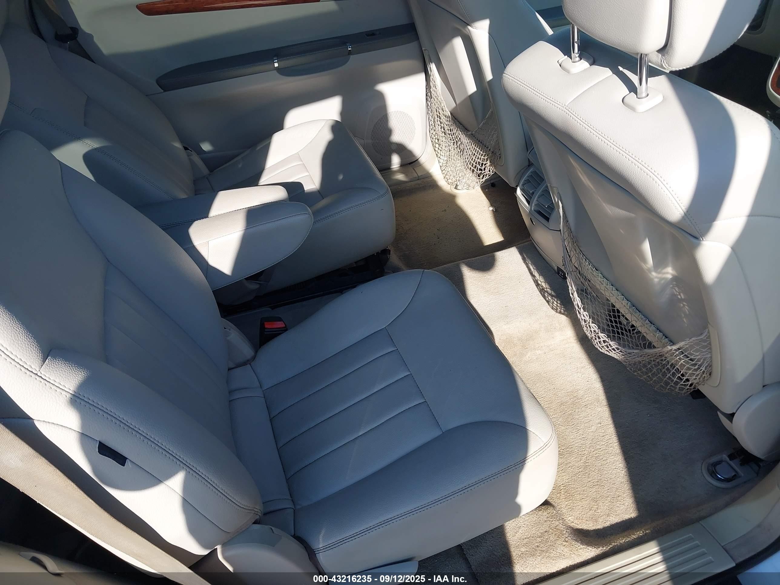 2007 Mercedes-benz R 350 4matic Серебряный vin: 4JGCB65E77A053552