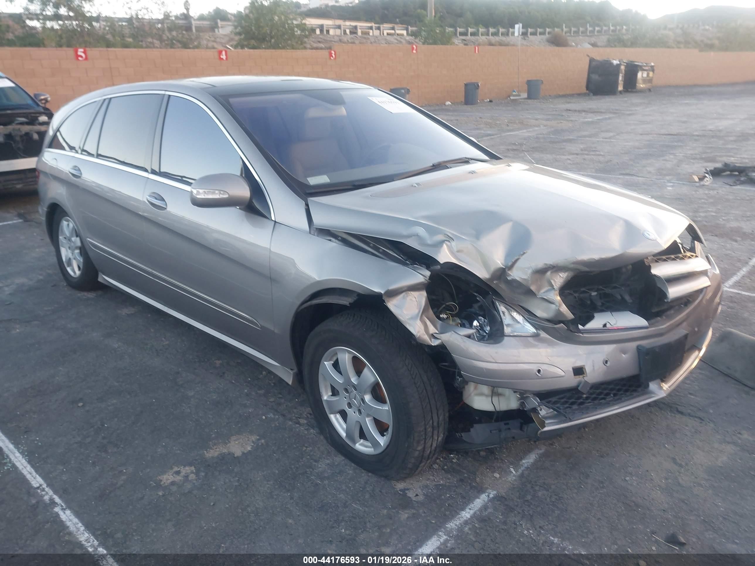 2007 Mercedes-benz R 350 Серый vin: 4JGCB65E77A054166