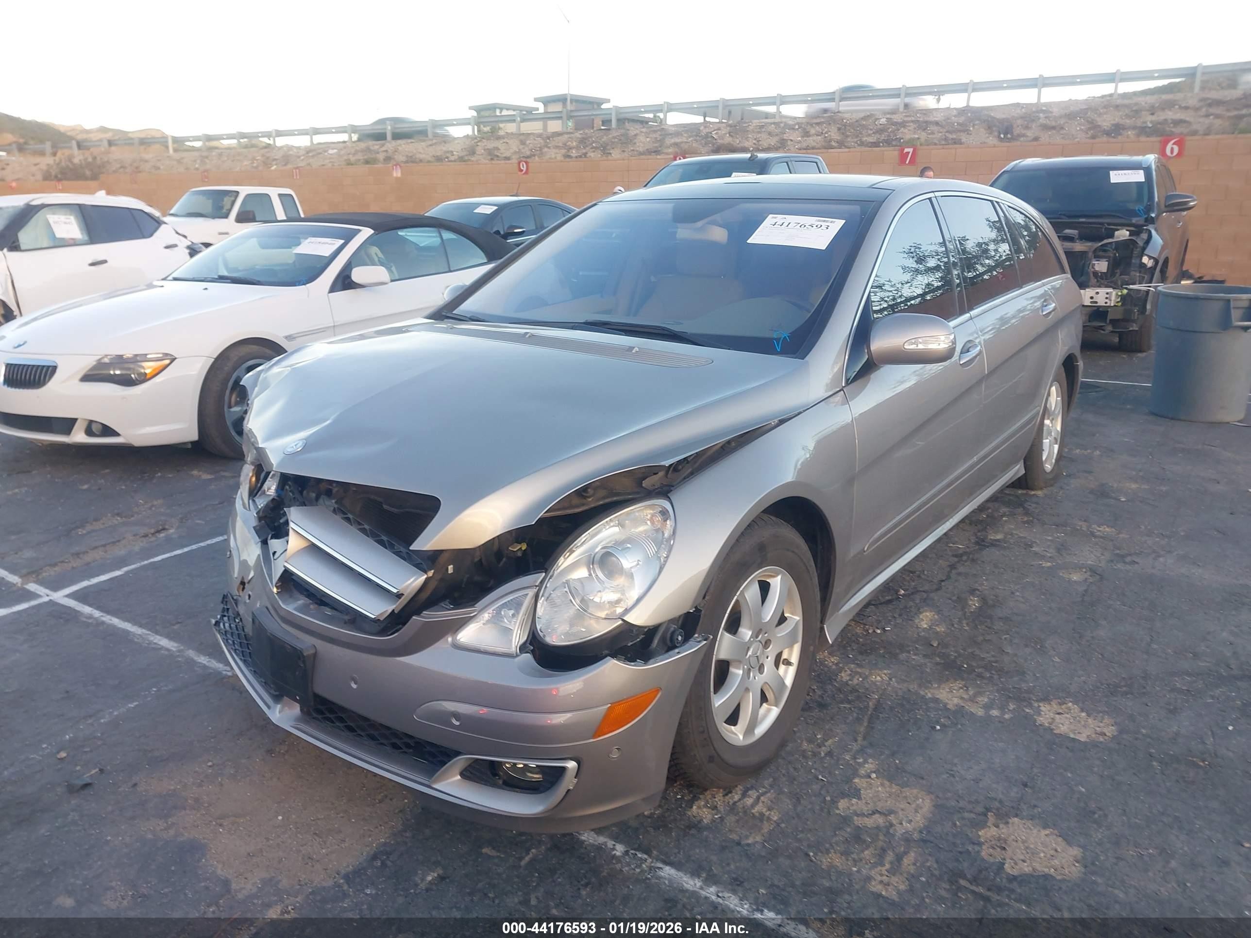 2007 Mercedes-benz R 350 Gray vin: 4JGCB65E77A054166