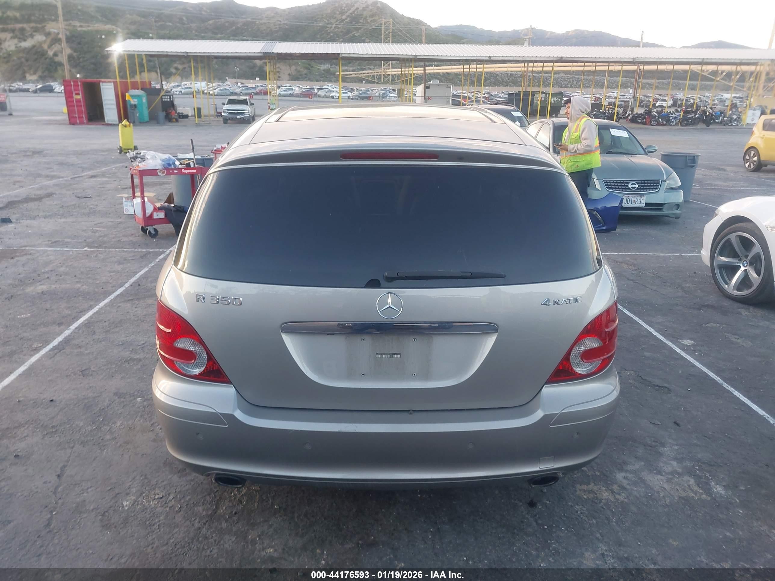 2007 Mercedes-benz R 350 Gray vin: 4JGCB65E77A054166