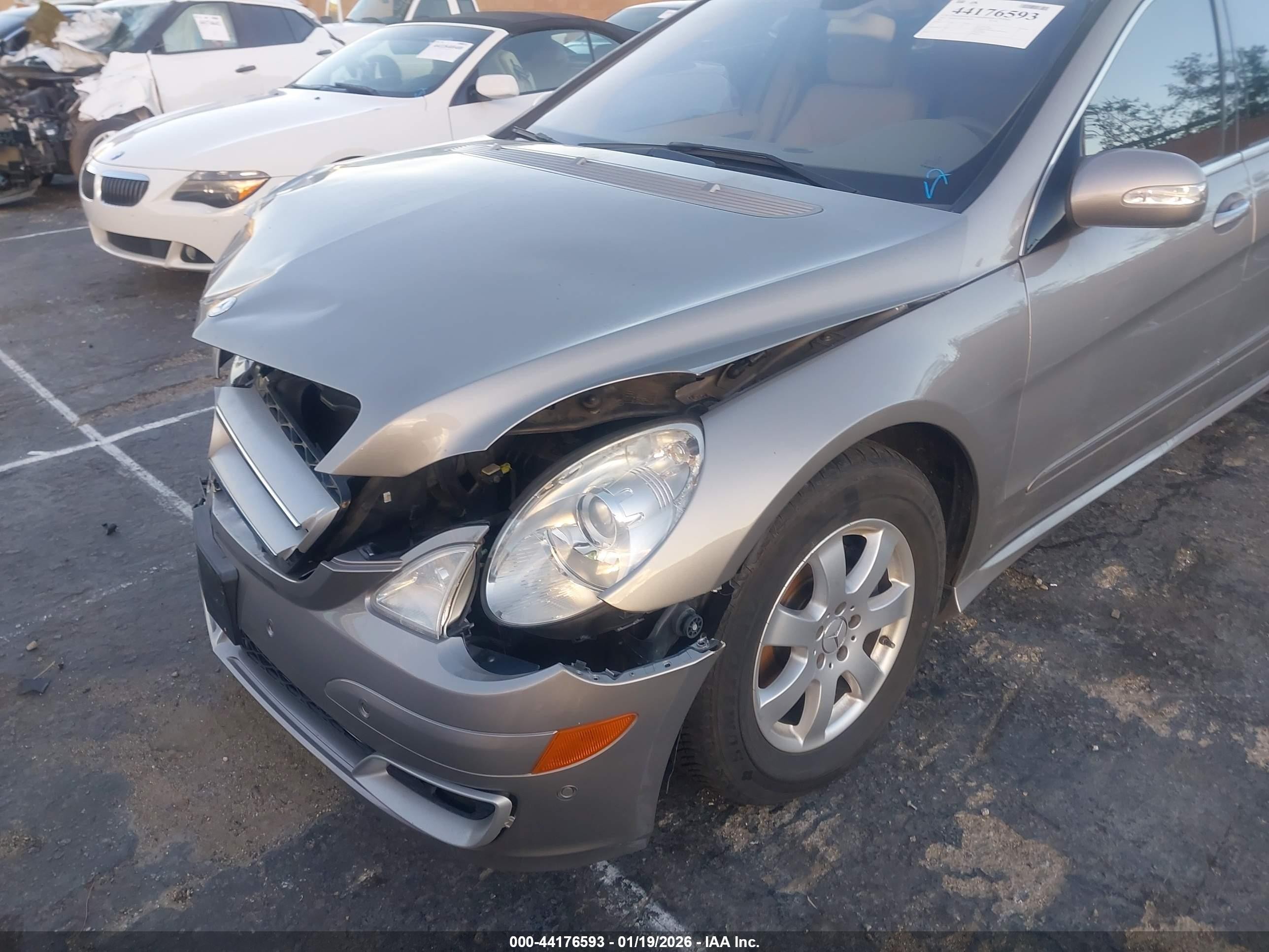 2007 Mercedes-benz R 350 Gray vin: 4JGCB65E77A054166