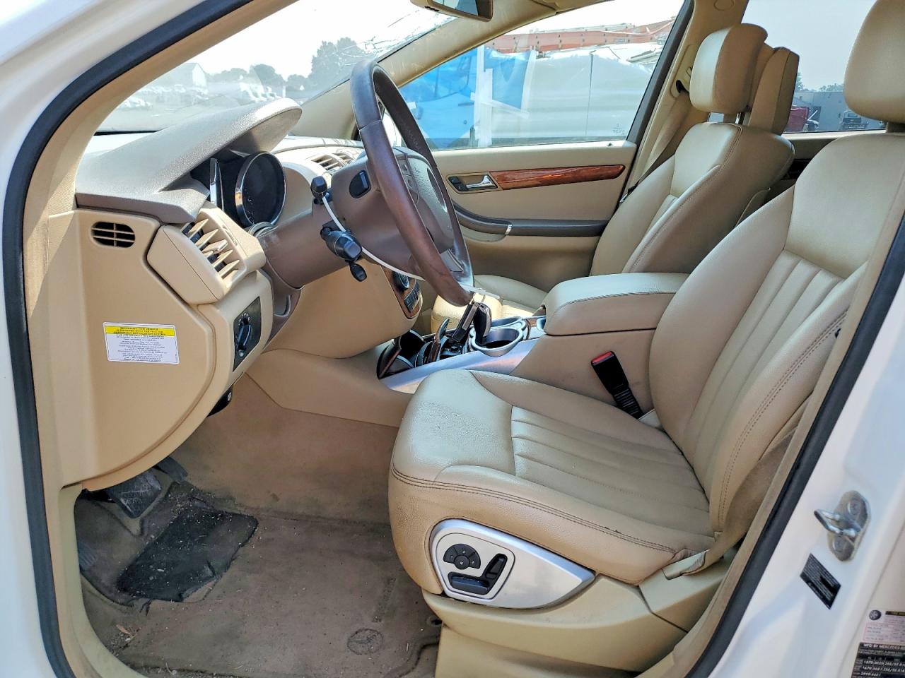 2008 Mercedes-benz R 350 White vin: 4JGCB65E78A079795